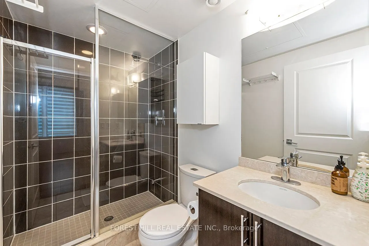 7165 Yonge Street, #733