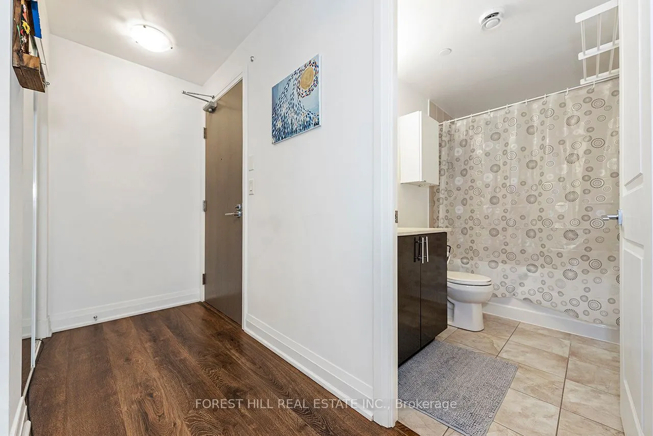 7165 Yonge Street, #733