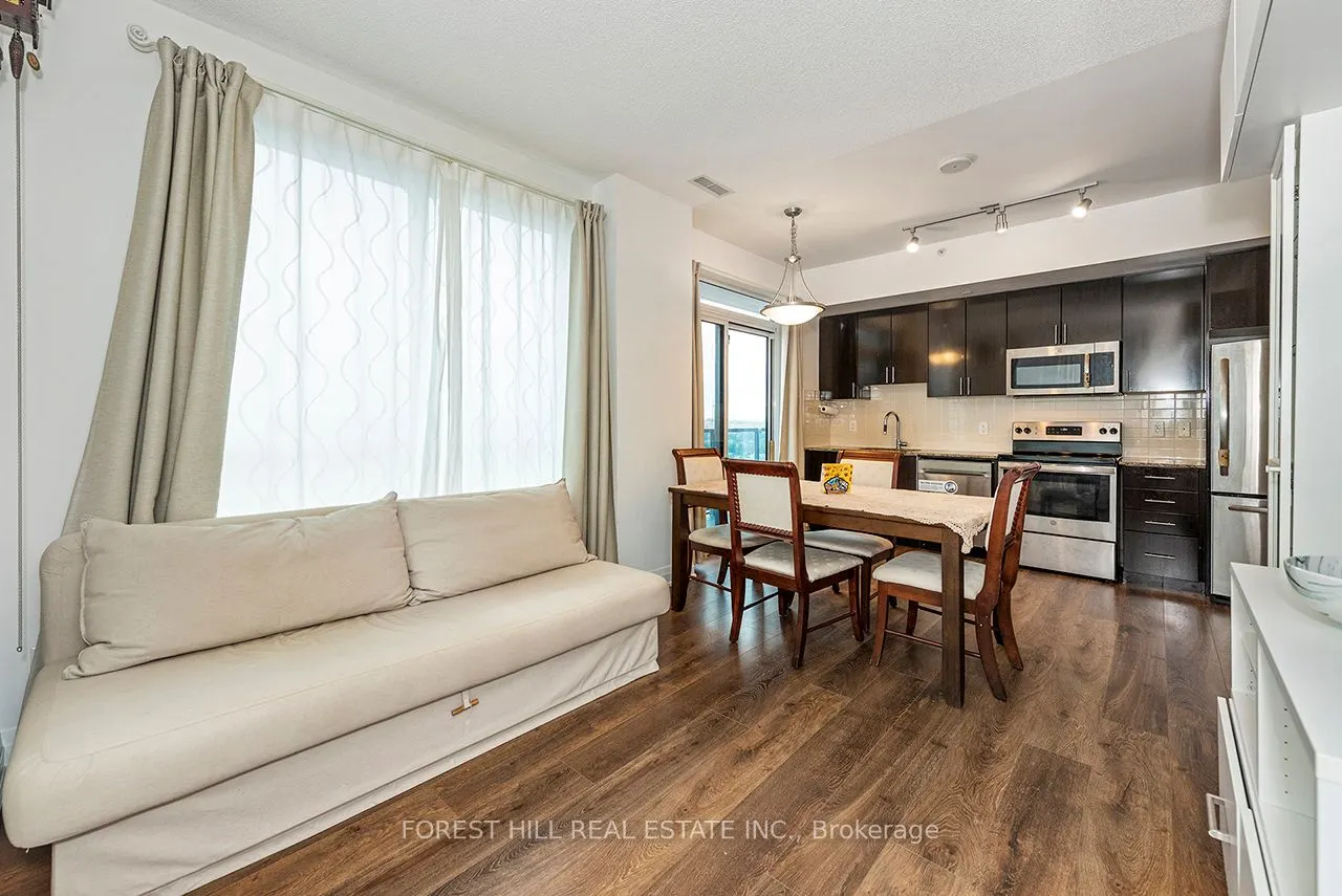 7165 Yonge Street, #733