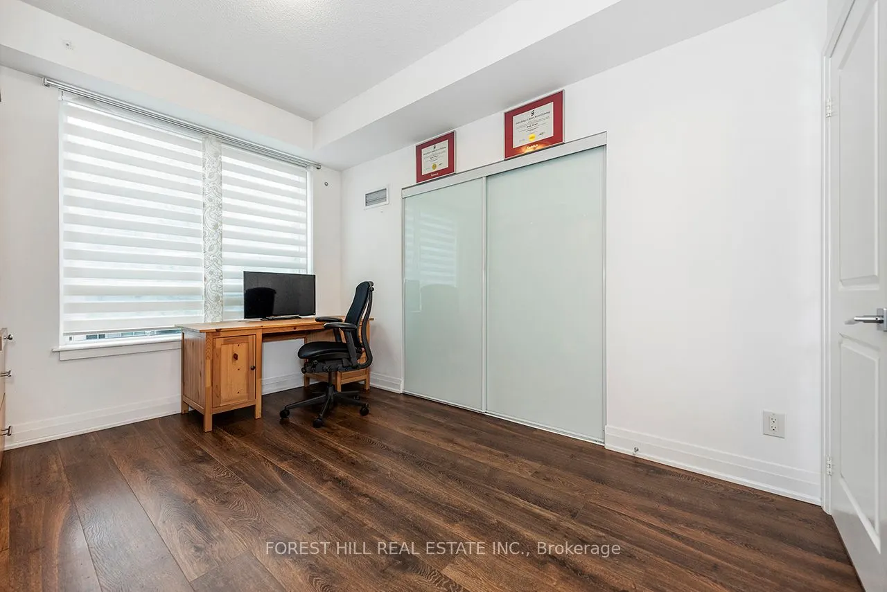 7165 Yonge Street, #733