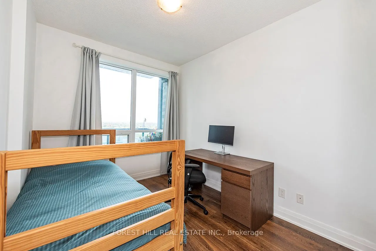 7165 Yonge Street, #733
