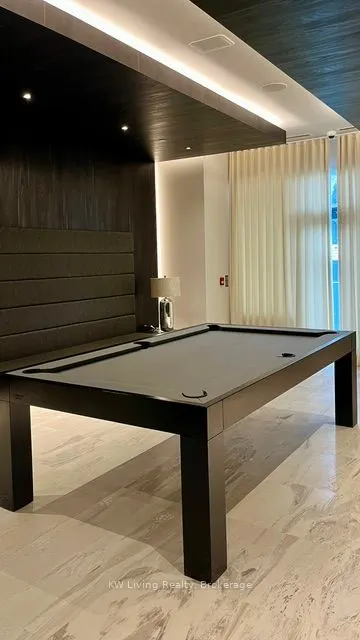 390 Highway 7 E, #TH7