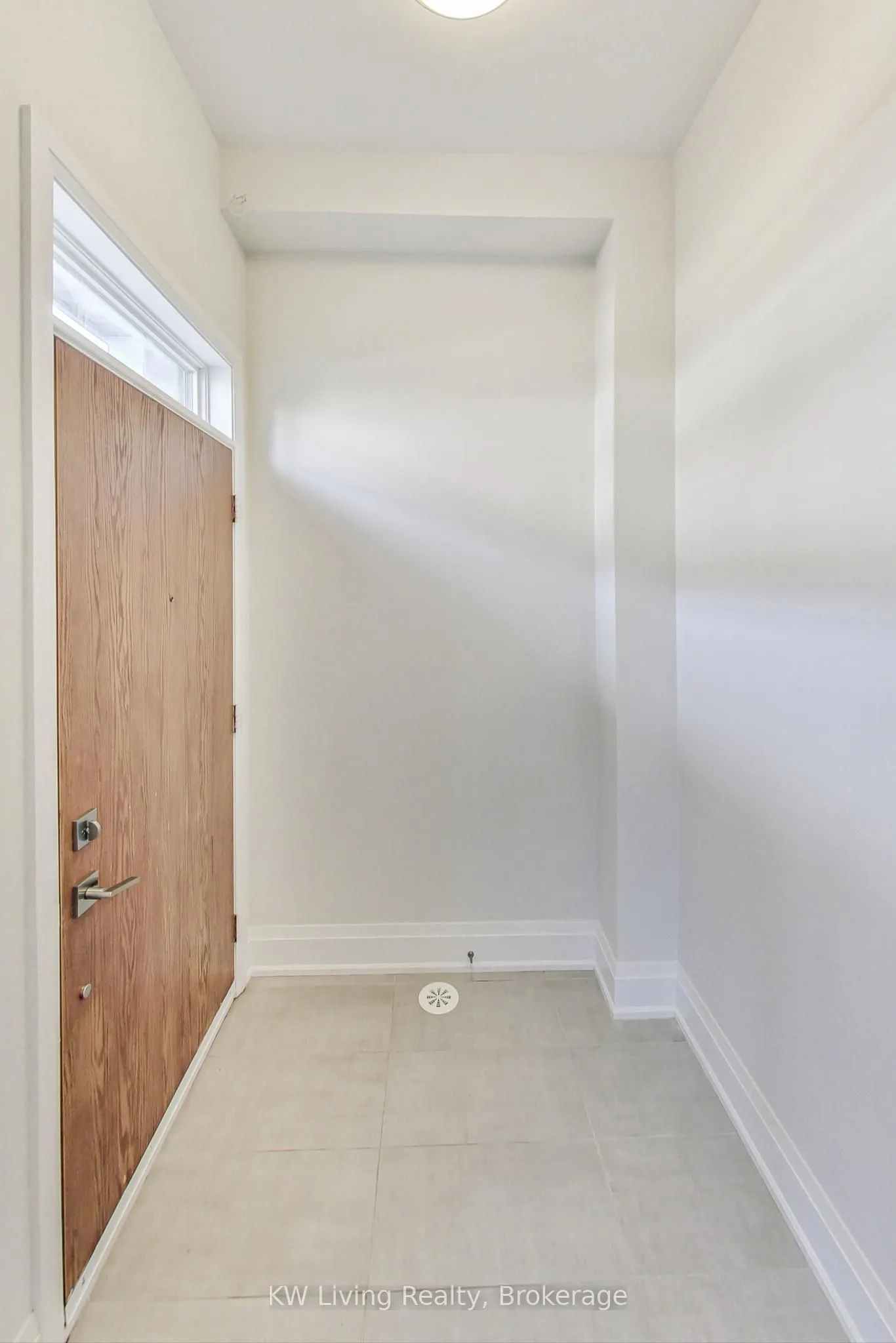 390 Highway 7 E, #TH7