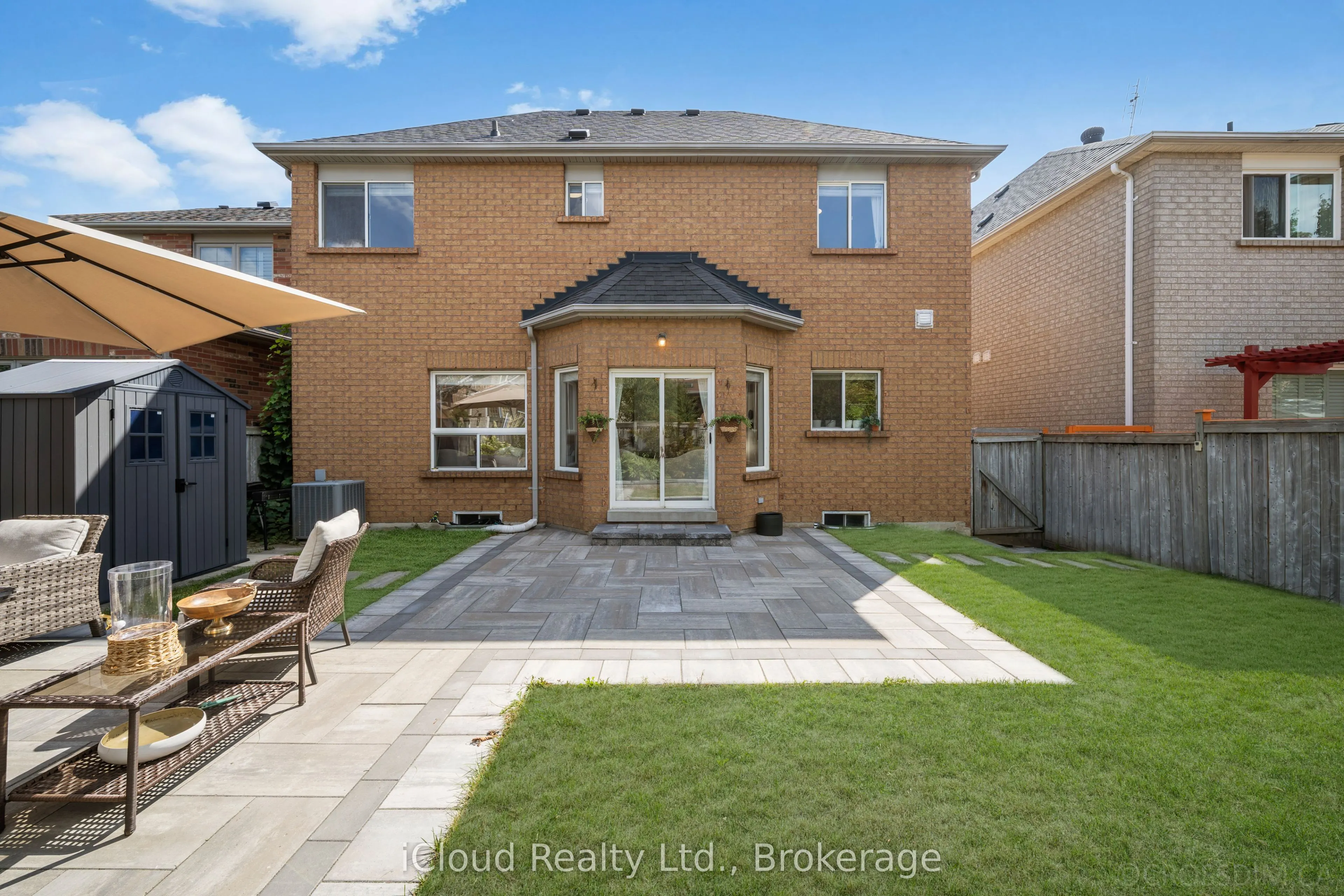 60 Tuscana Boulevard