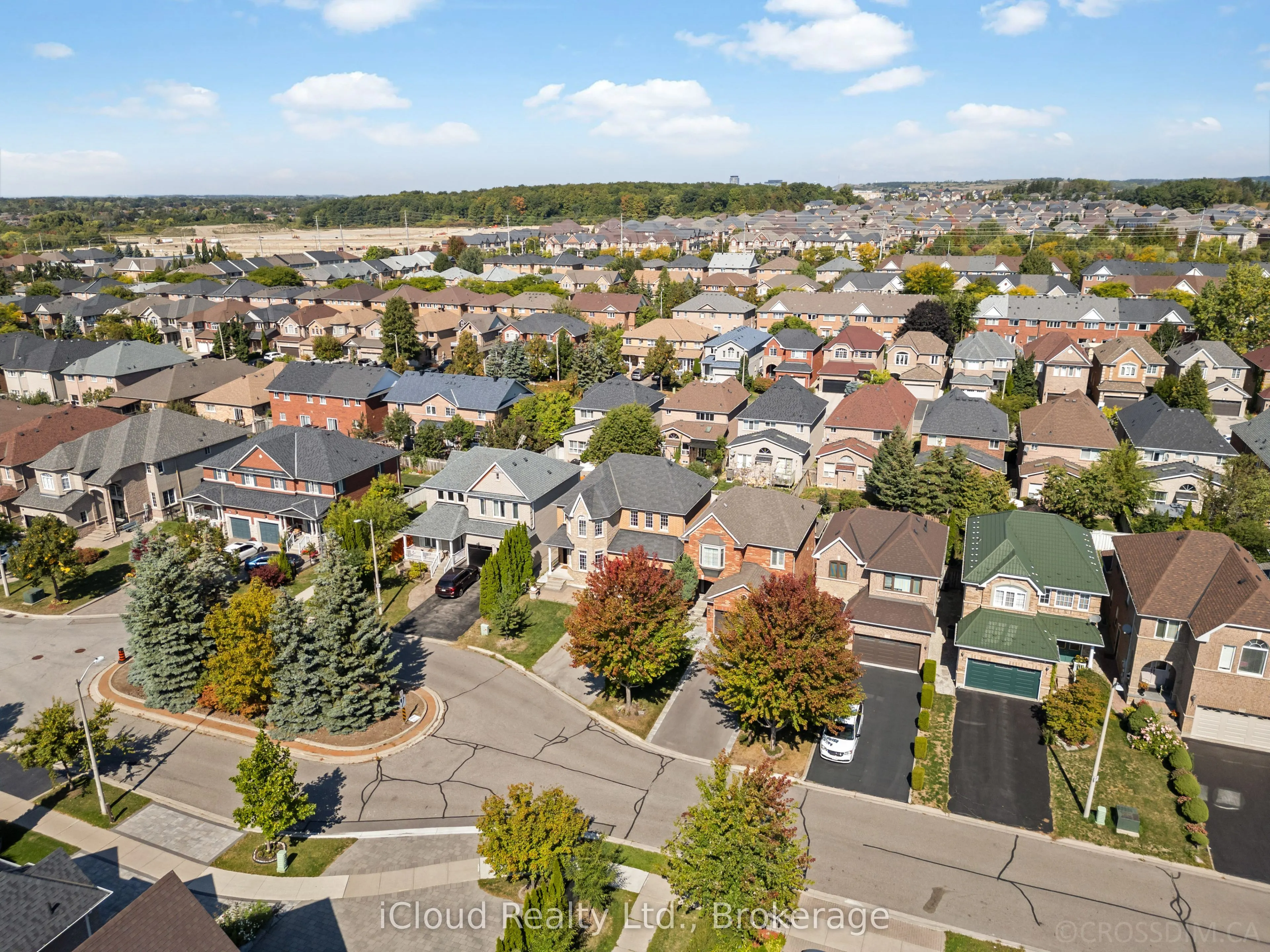 60 Tuscana Boulevard