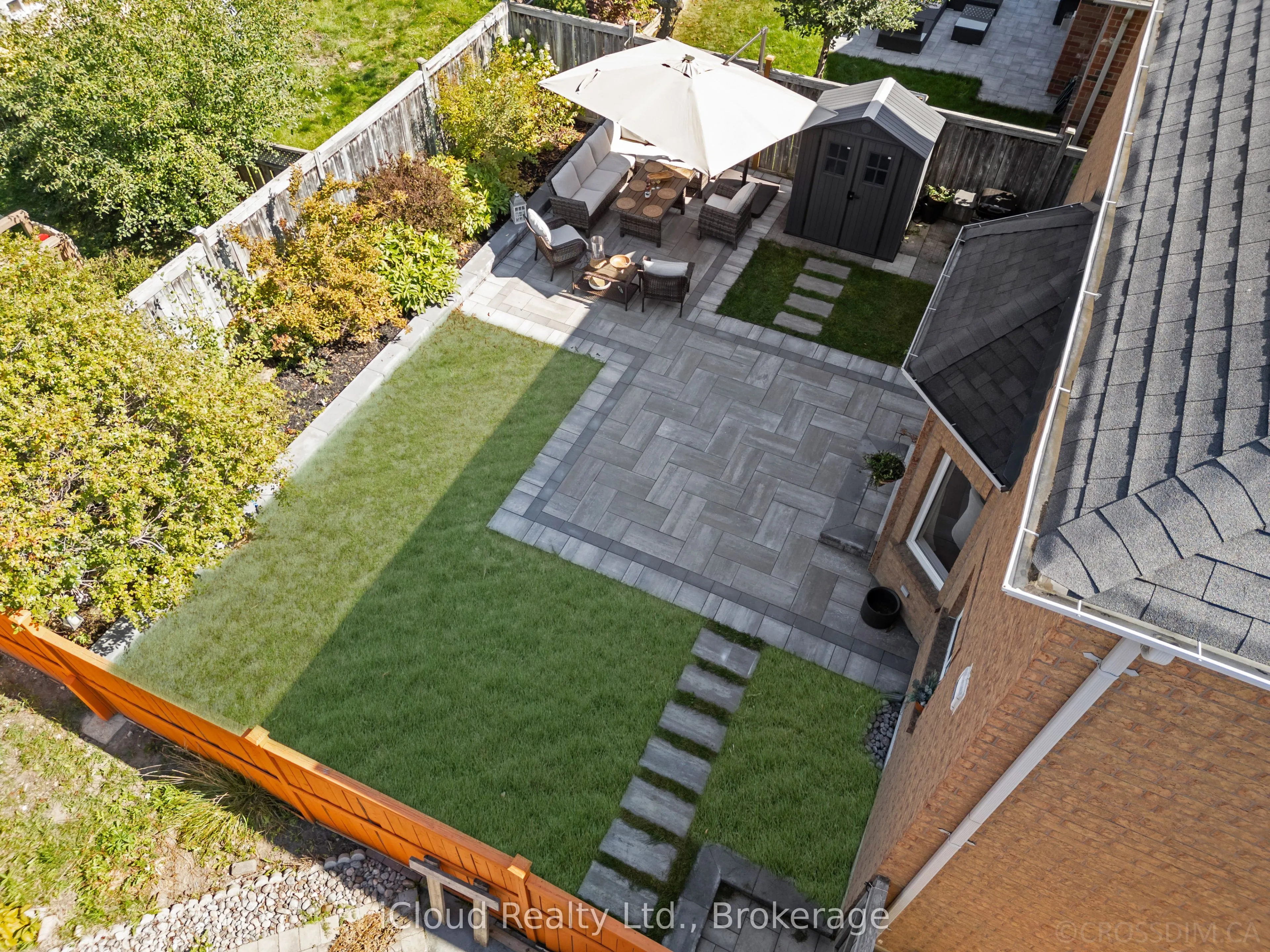 60 Tuscana Boulevard