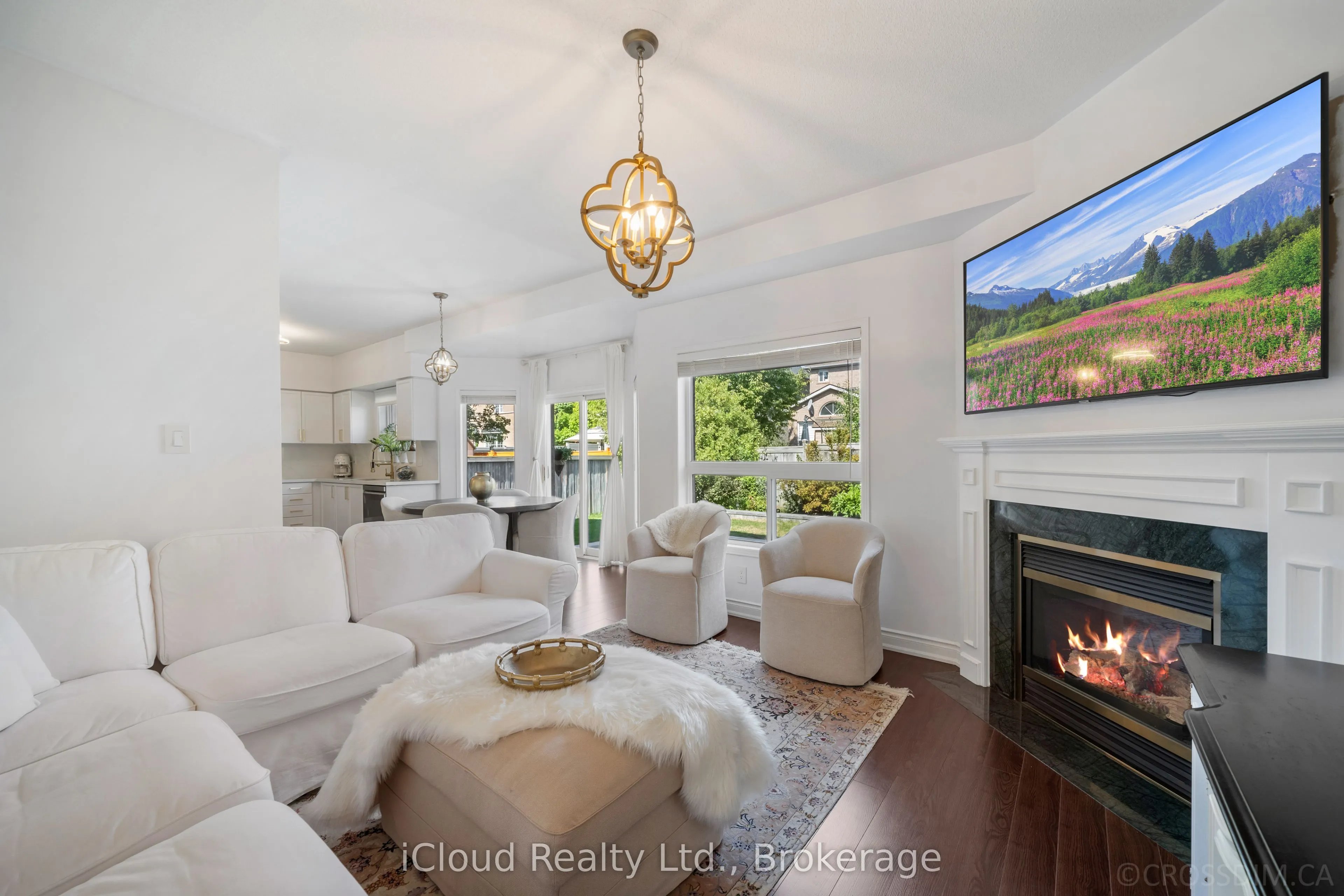 60 Tuscana Boulevard