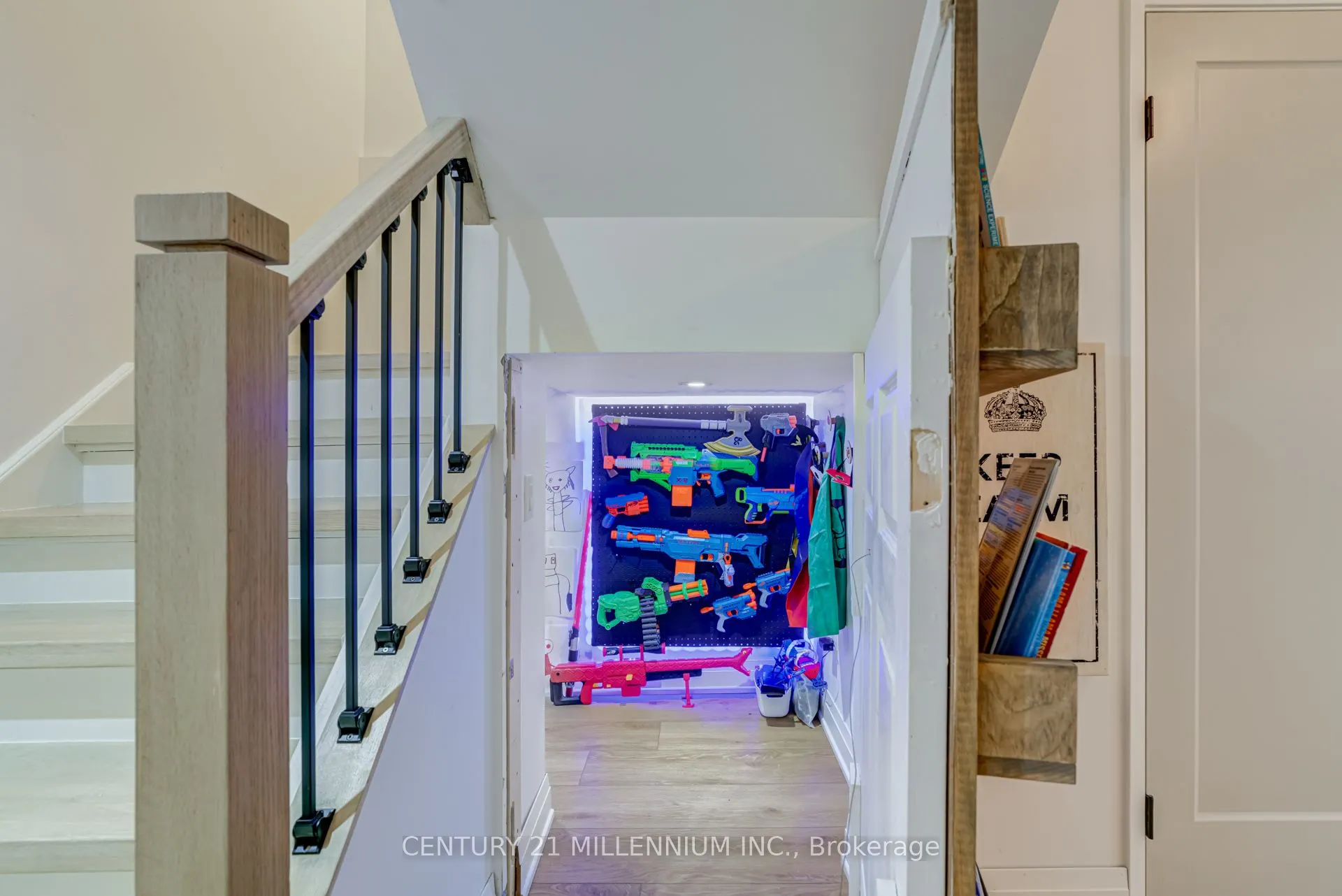 21 Weaver Terrace