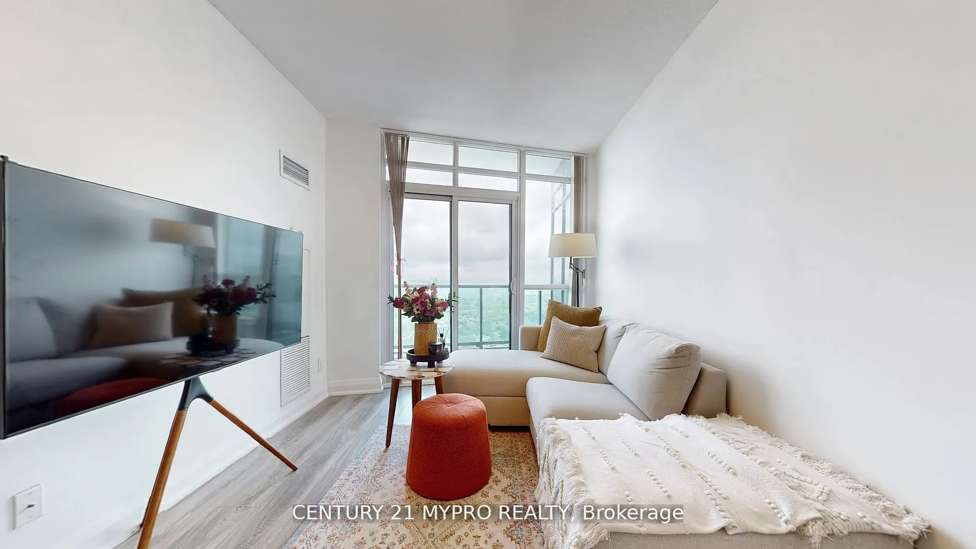 7171 Yonge Street N, #2807
