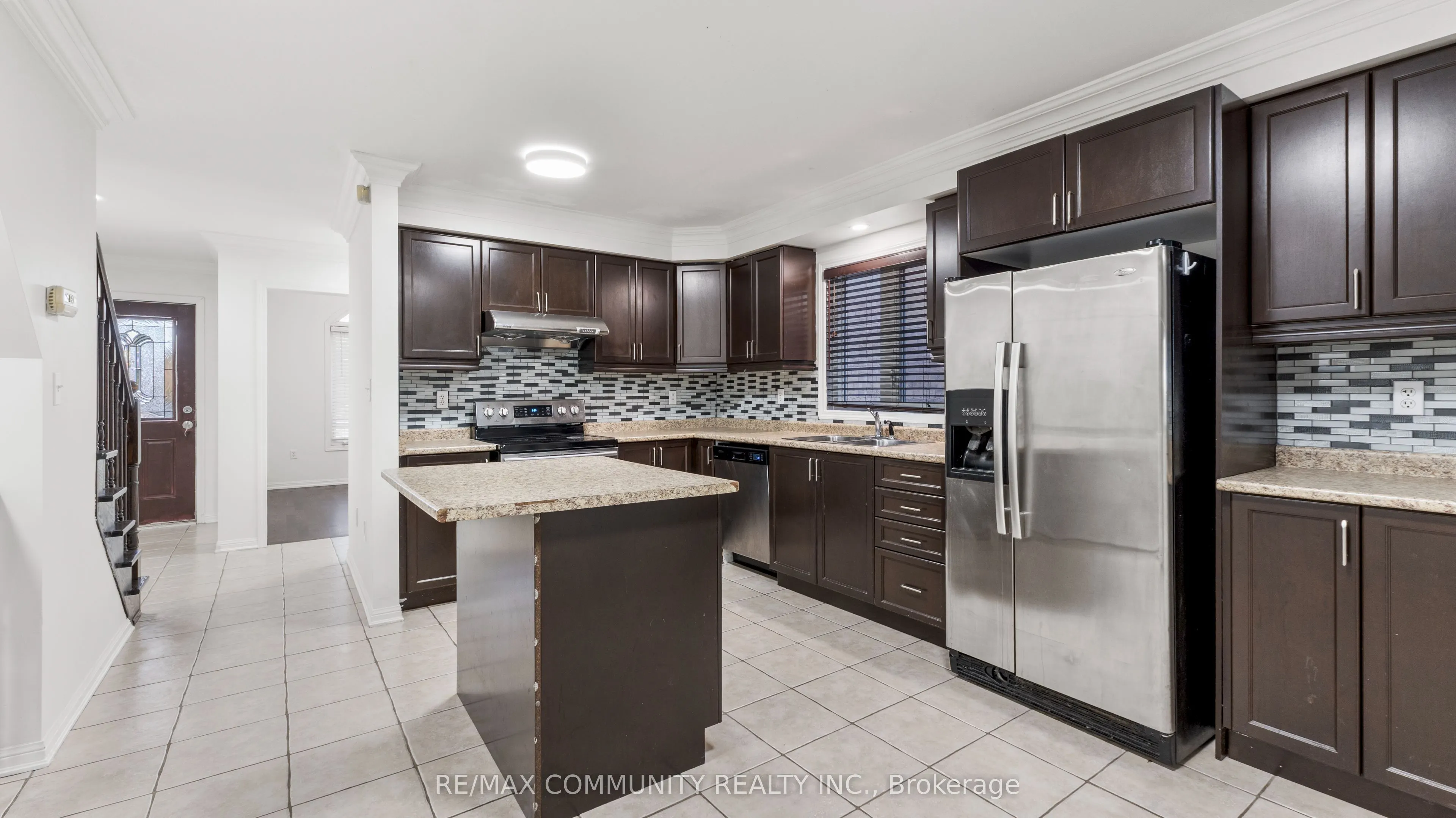 76 John W Taylor Avenue