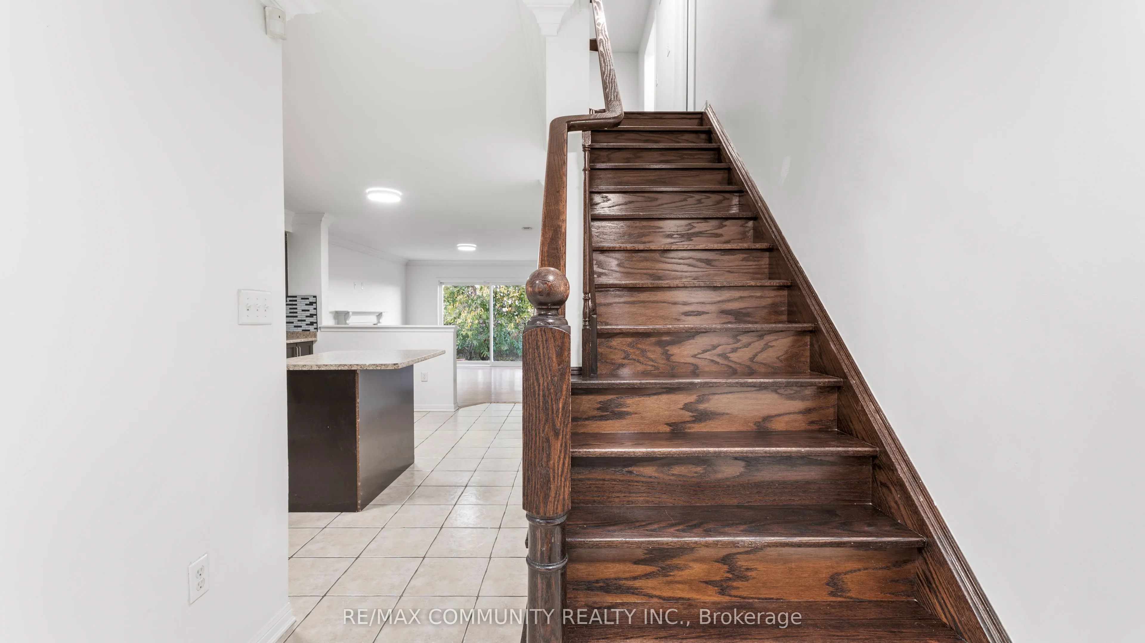 76 John W Taylor Avenue