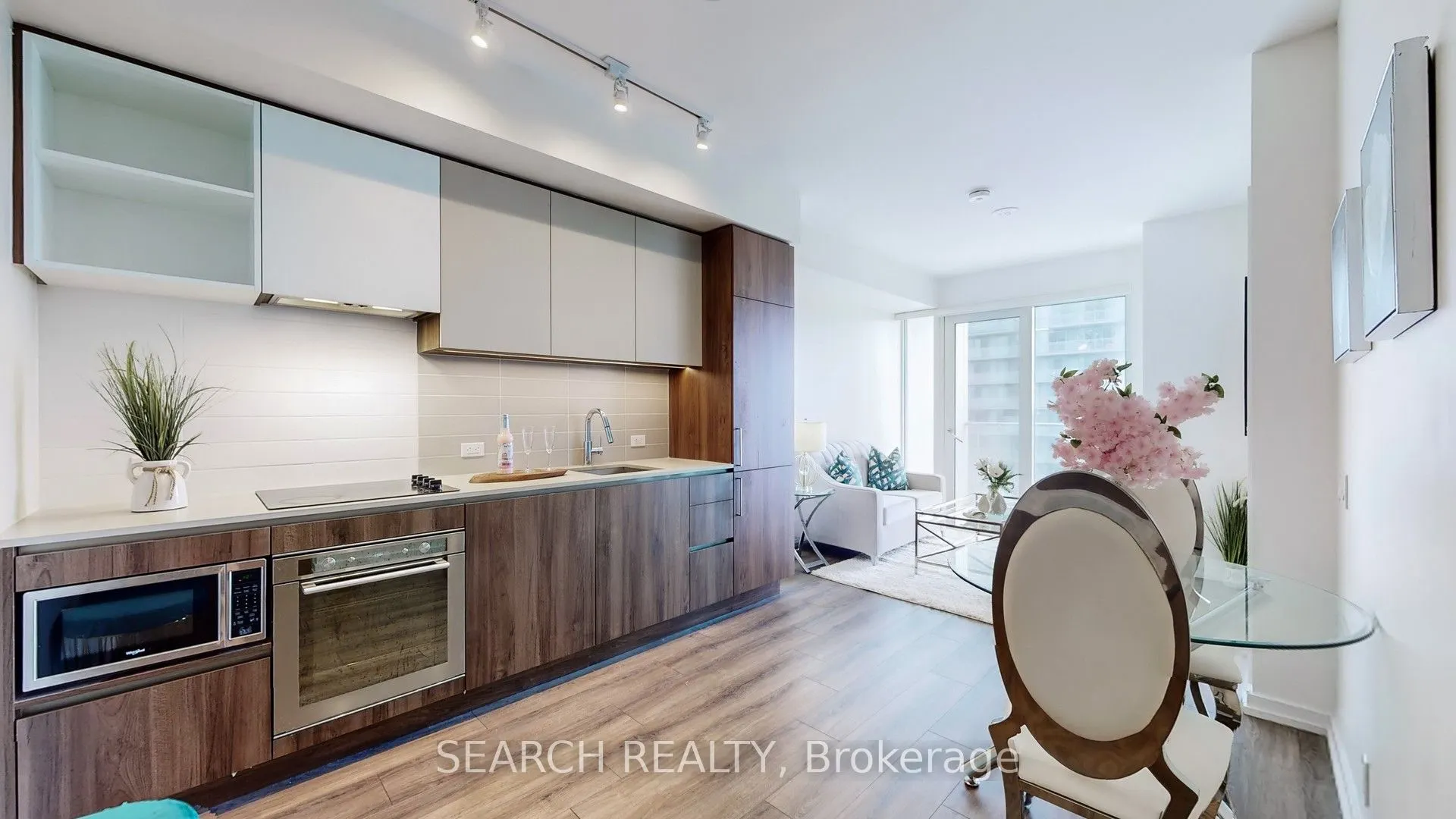7890 Jane Street, #1611