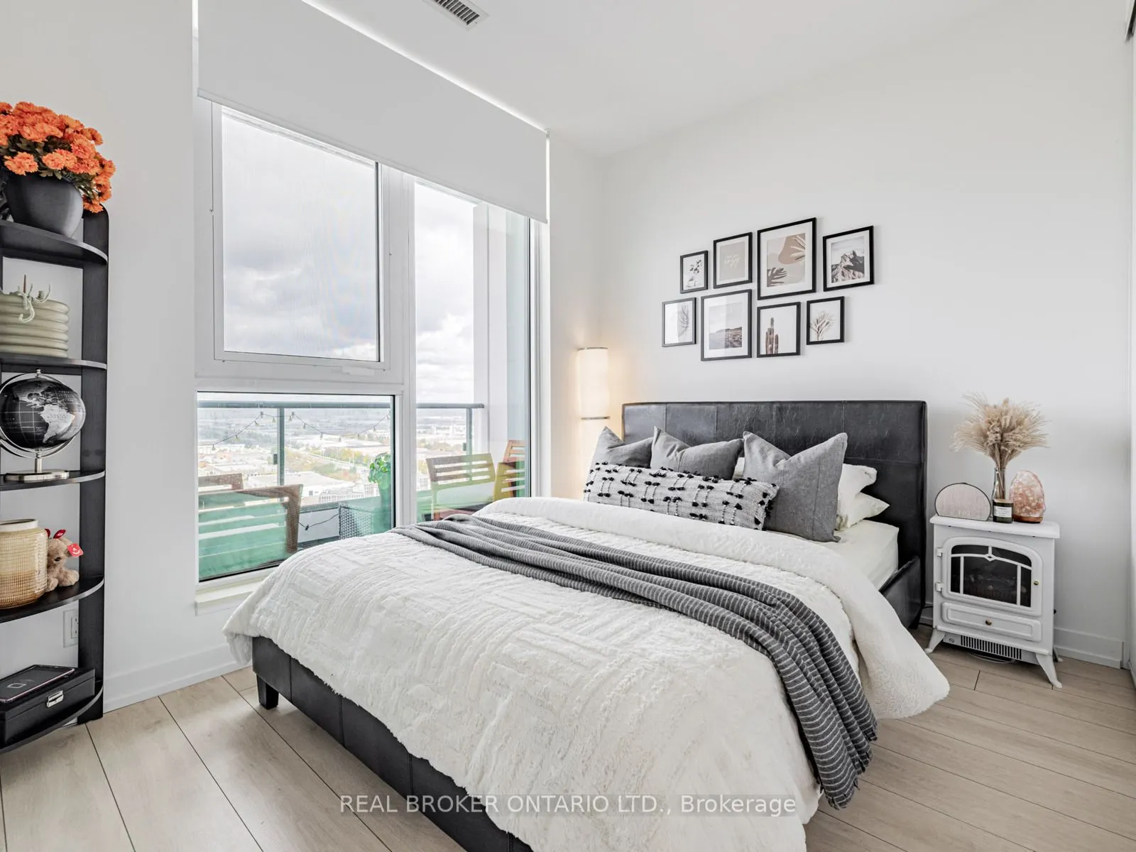 950 Portage Parkway, #2501