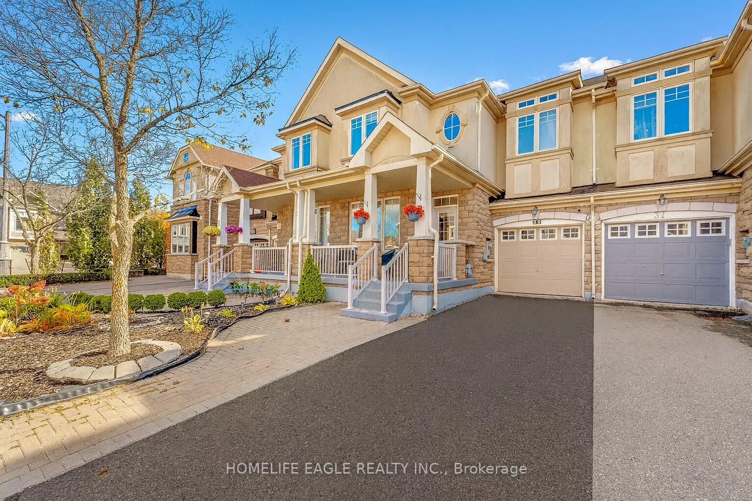 39 Pitney Avenue