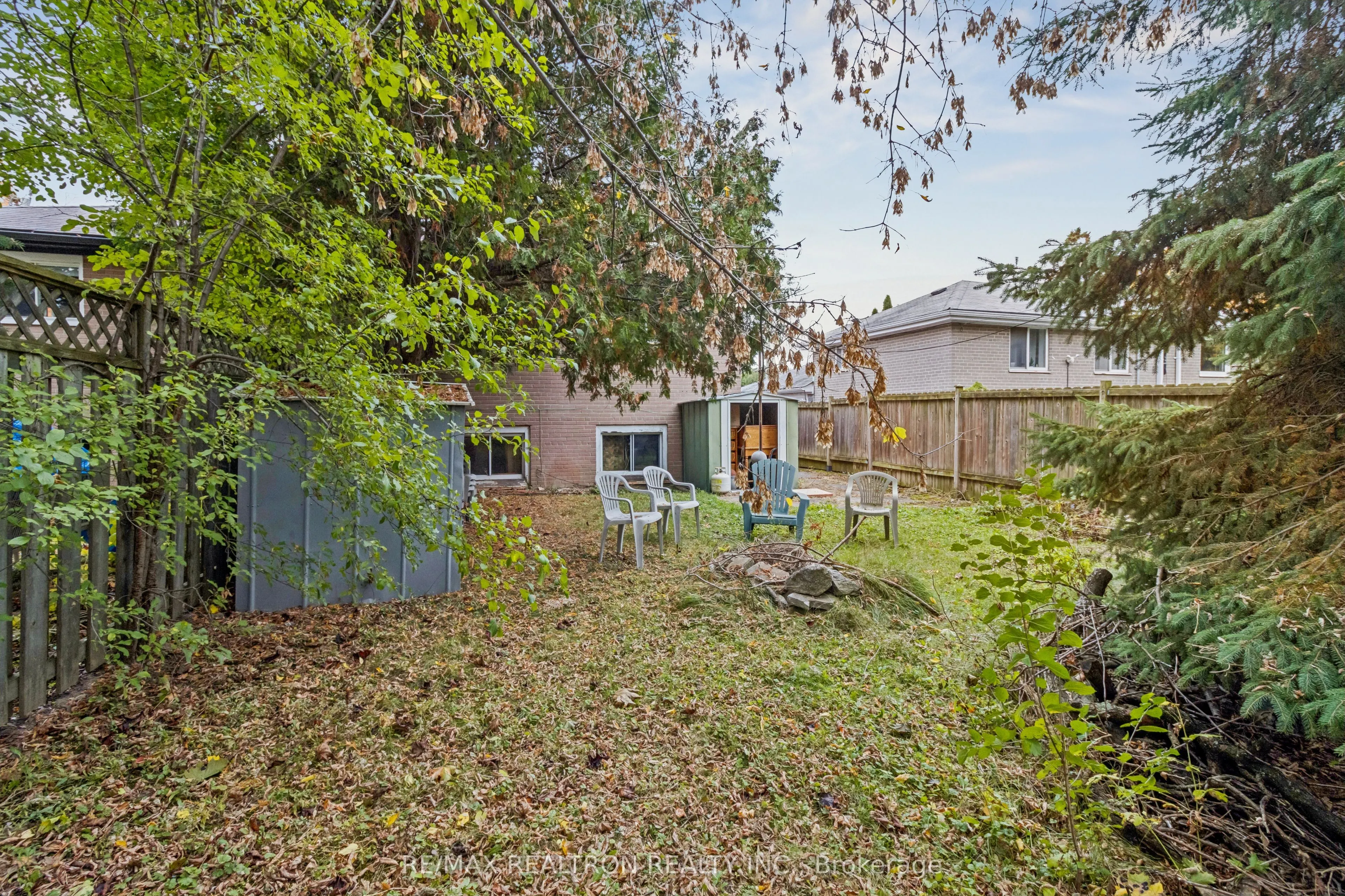 16 Foreht Crescent