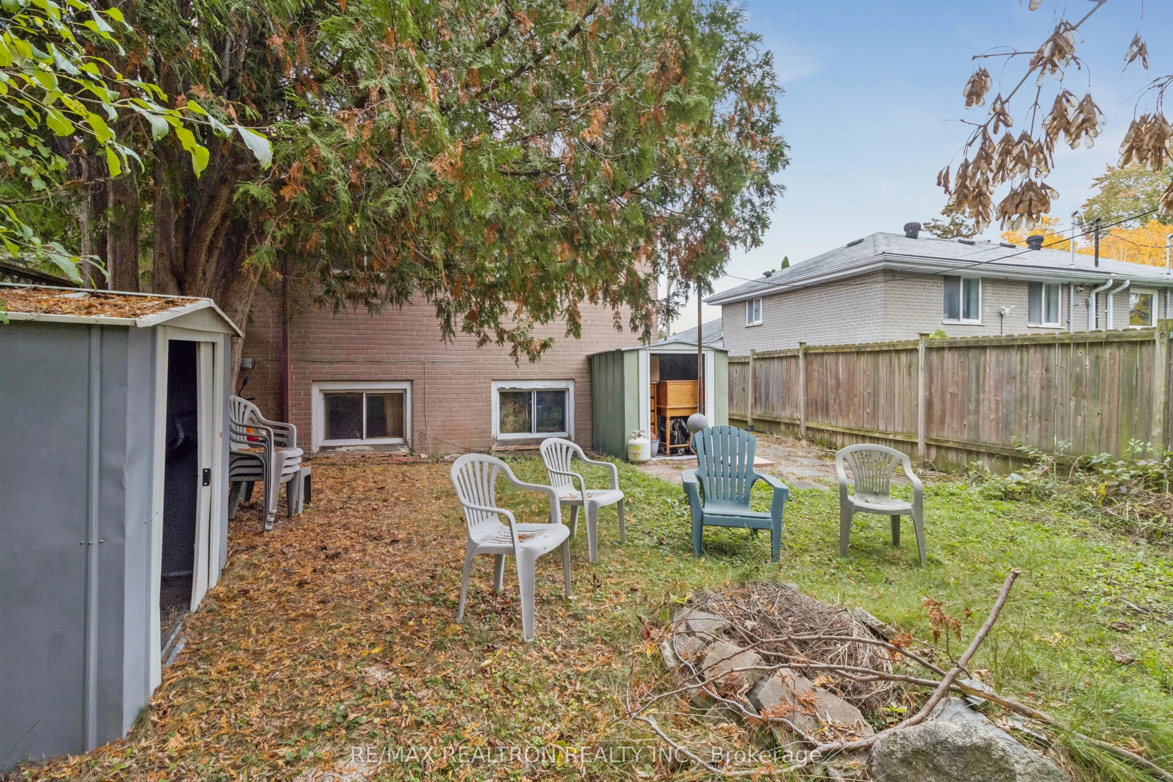 16 Foreht Crescent