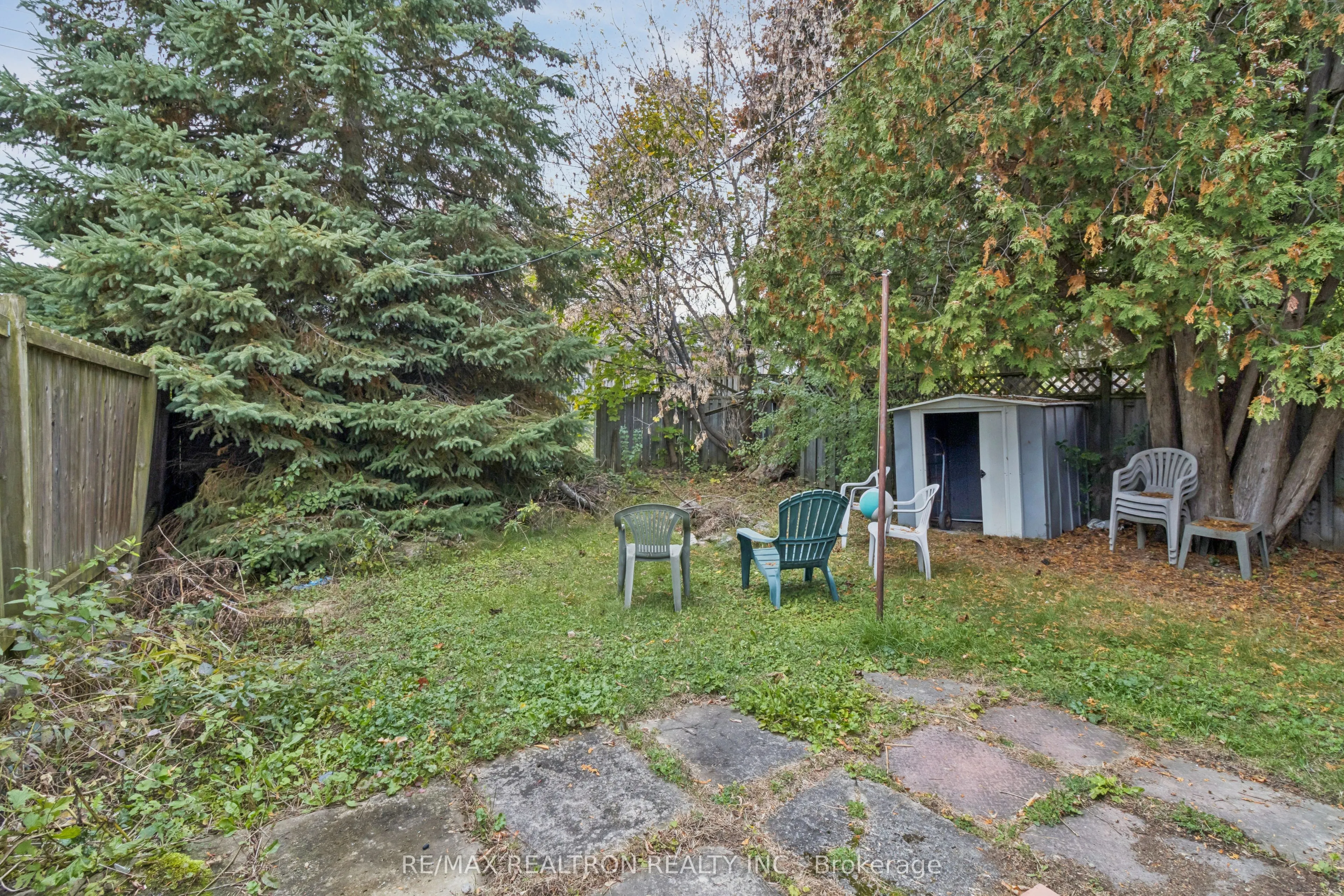 16 Foreht Crescent