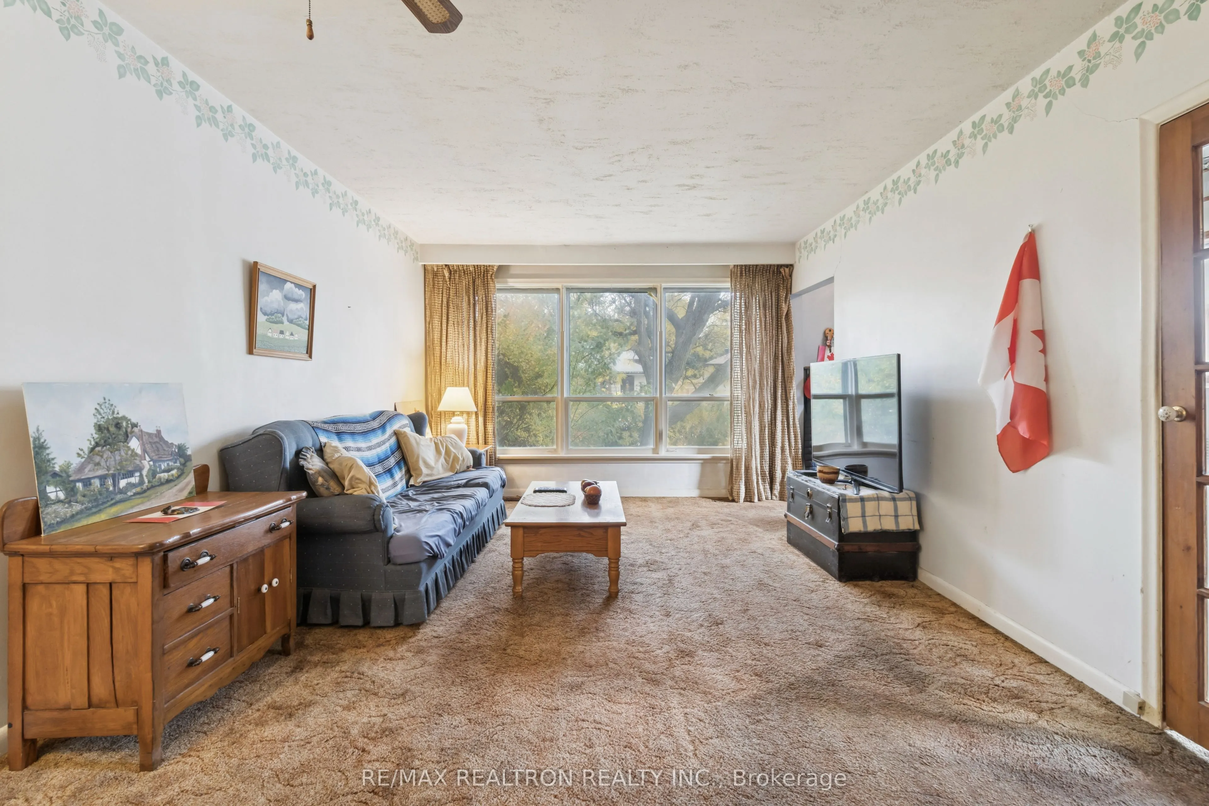 16 Foreht Crescent