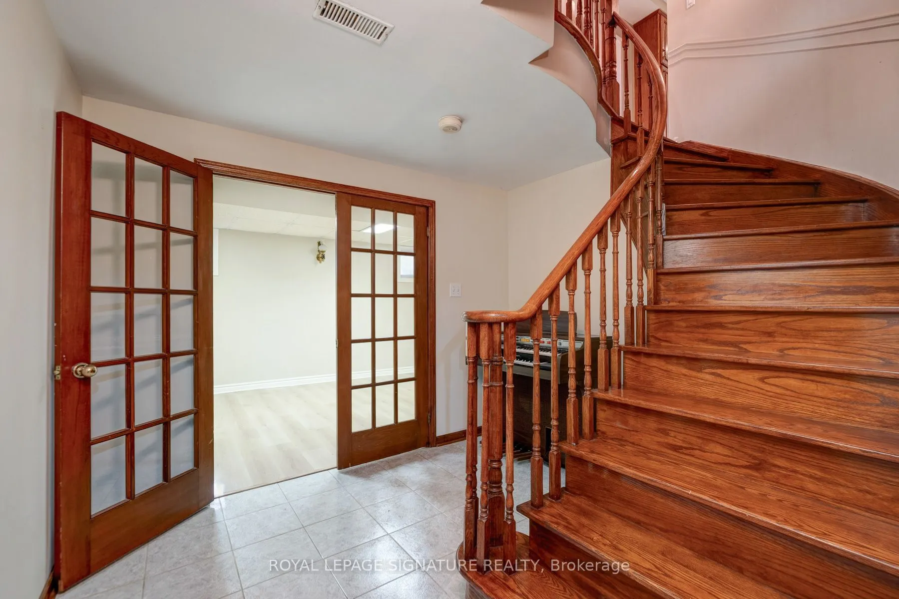 4 Ruth Court