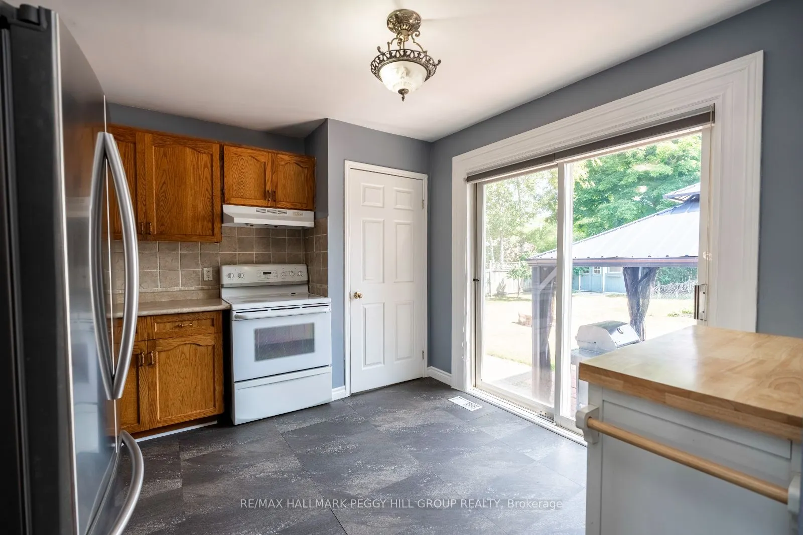 35 Ashburton Crescent