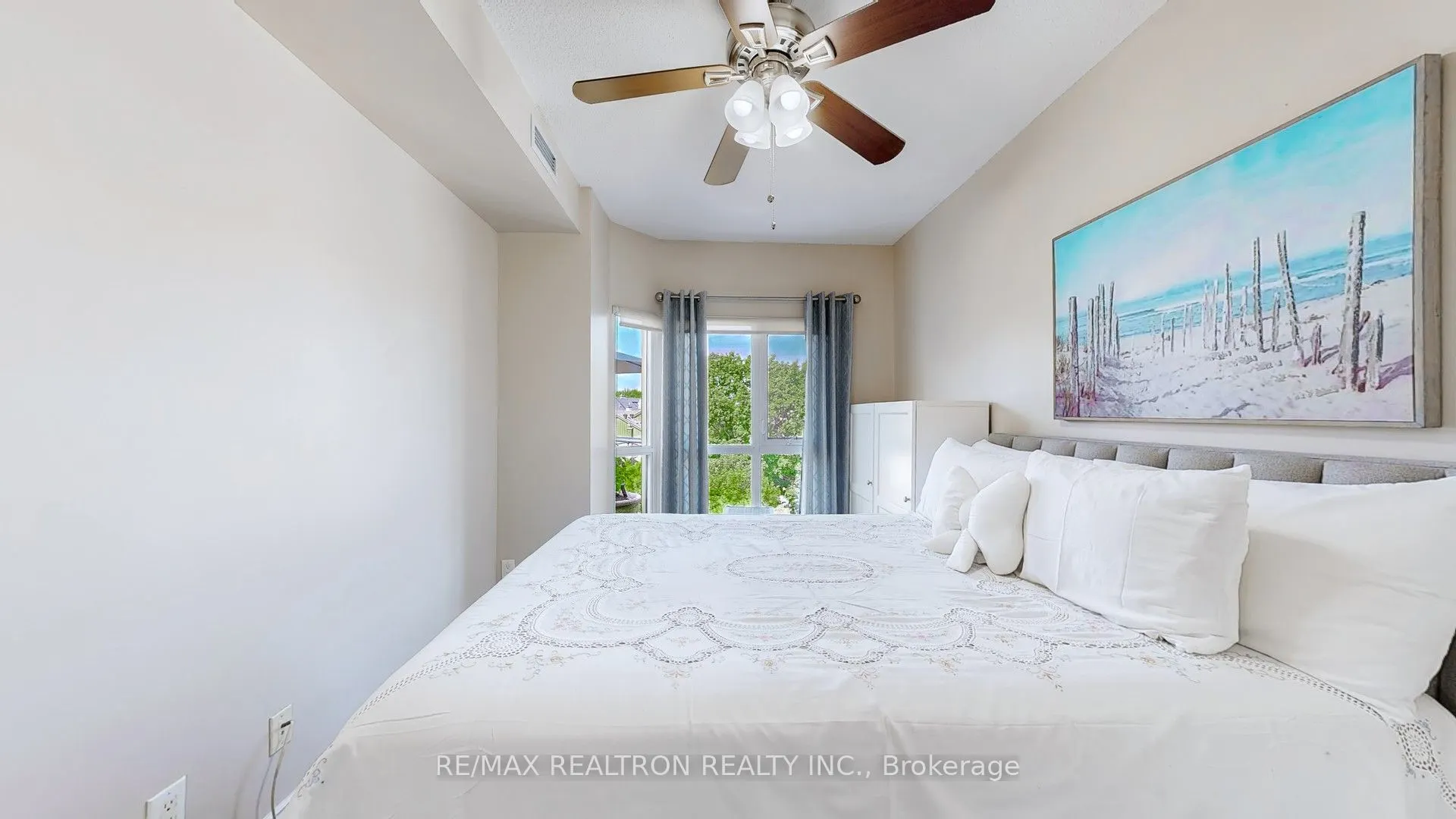 160 Woodbridge Avenue, #PH609