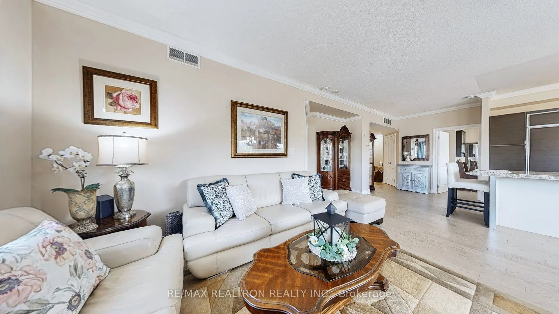 160 Woodbridge Avenue, #PH609