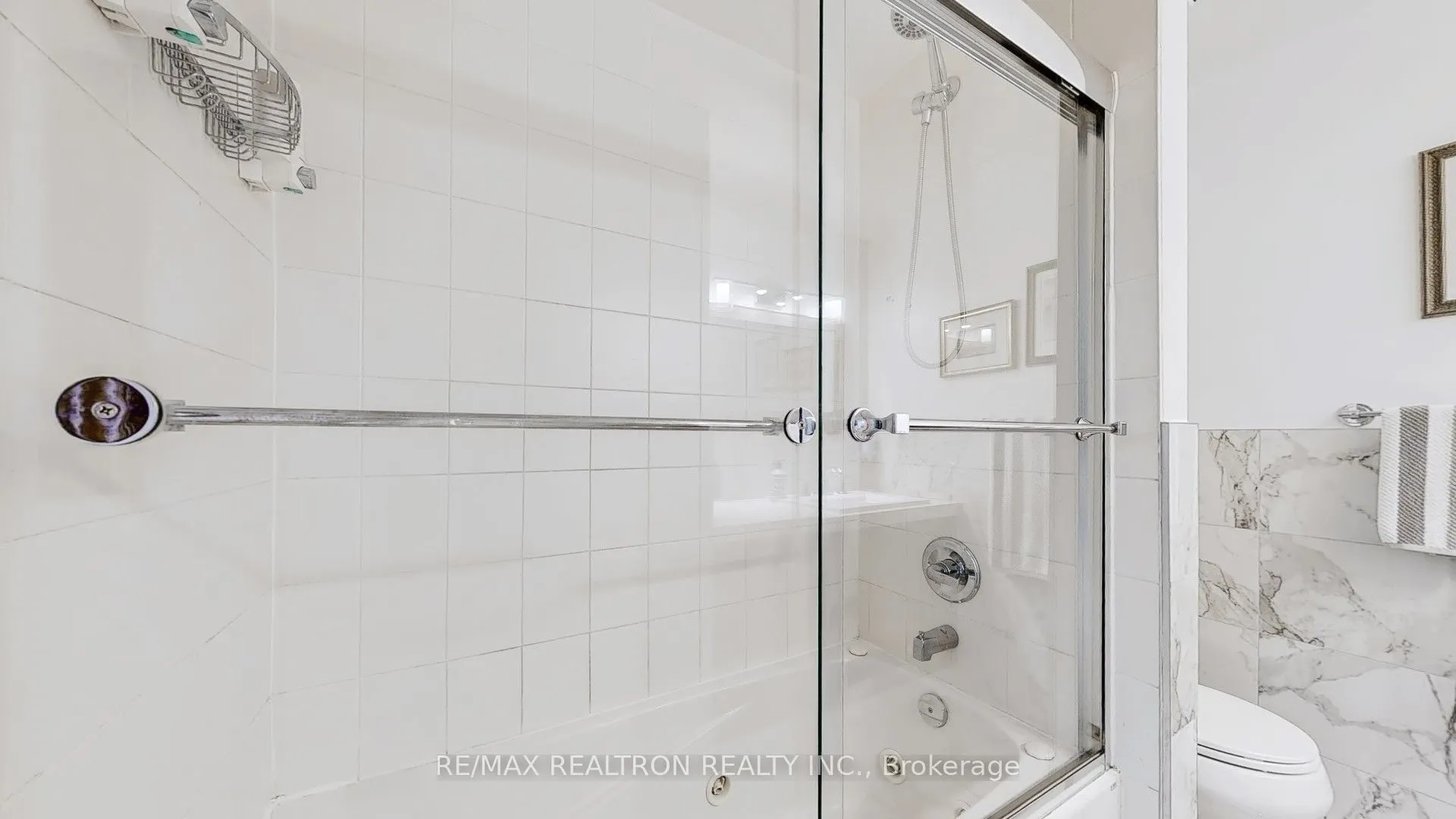 160 Woodbridge Avenue, #PH609