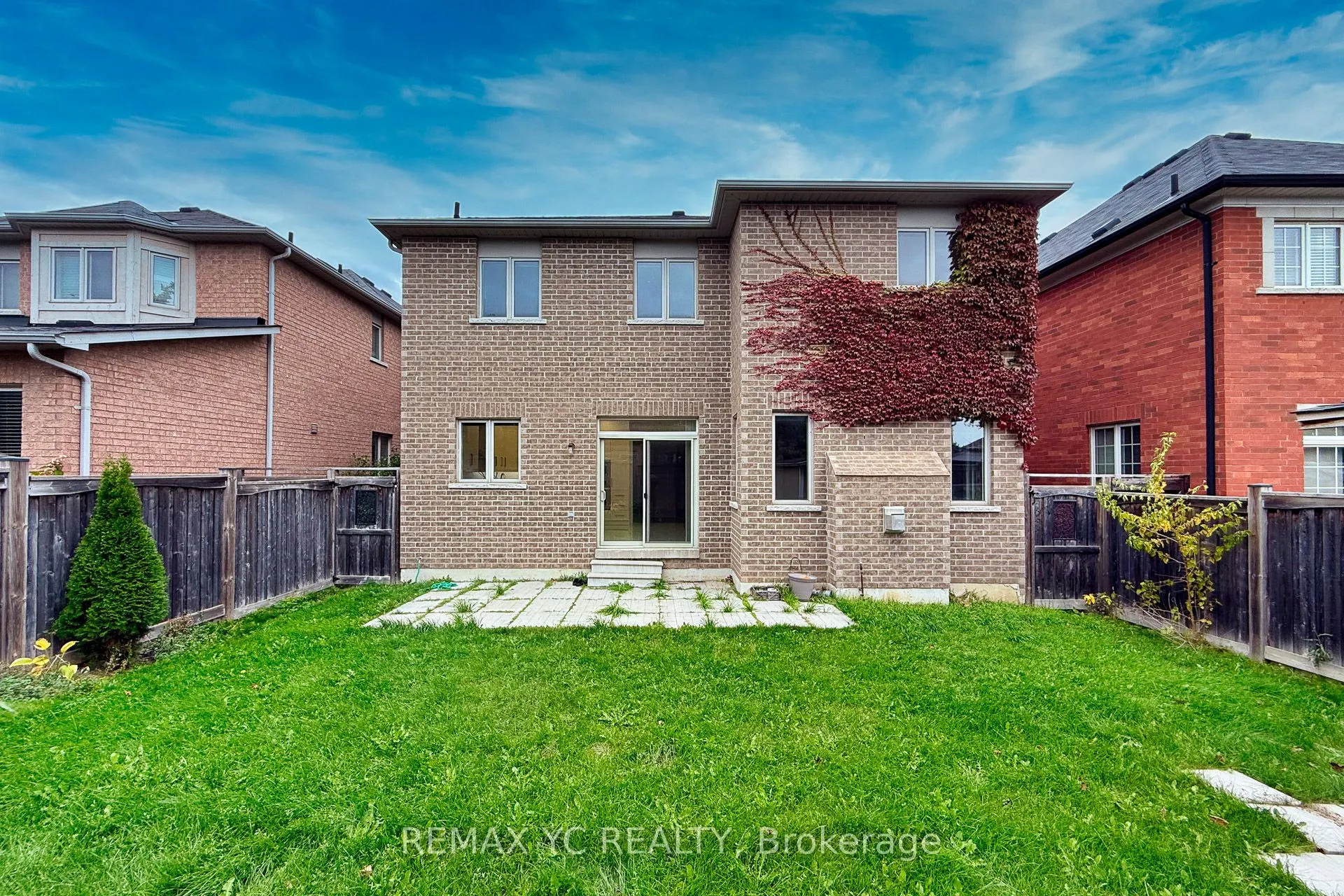 7 Riverhill Drive