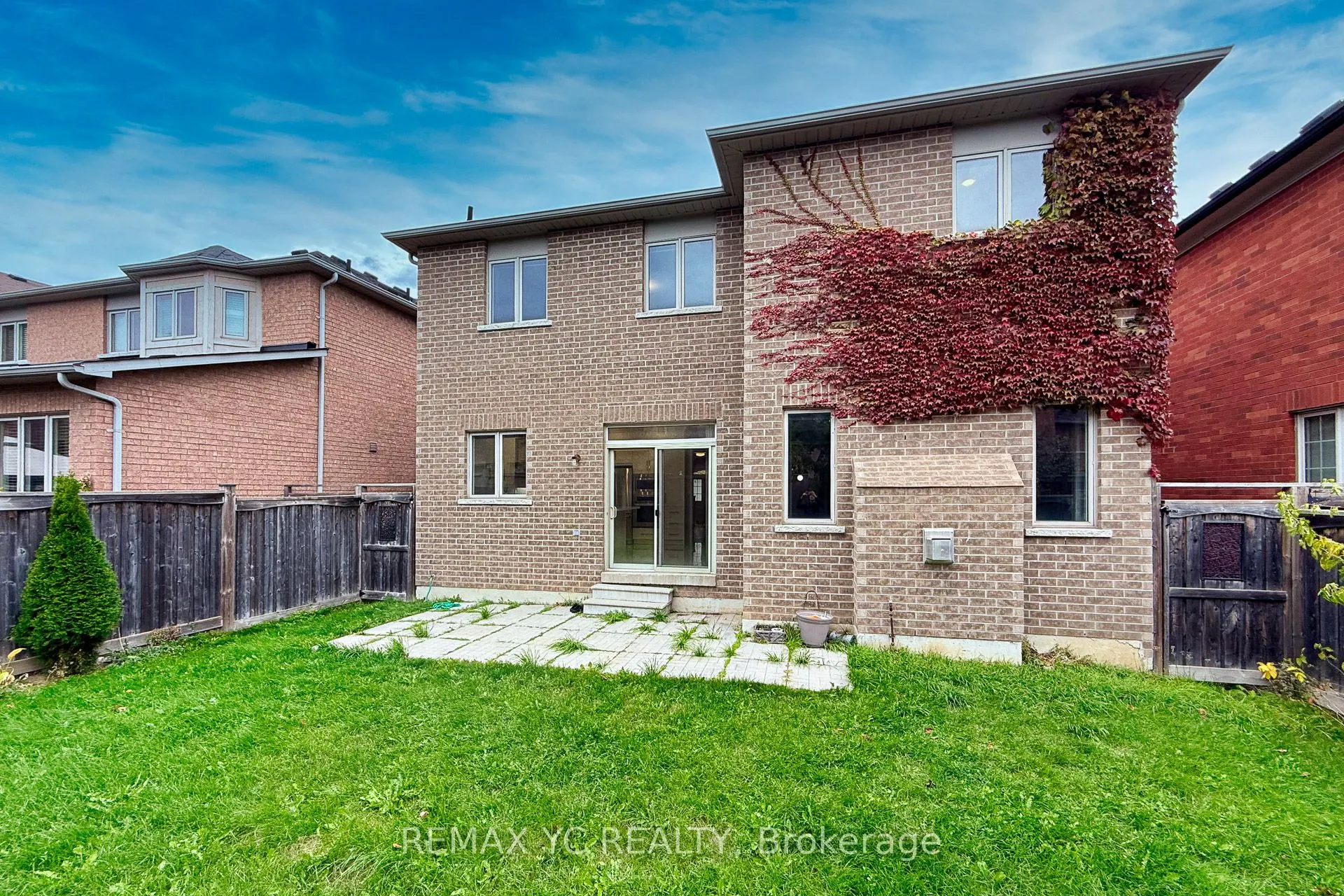 7 Riverhill Drive