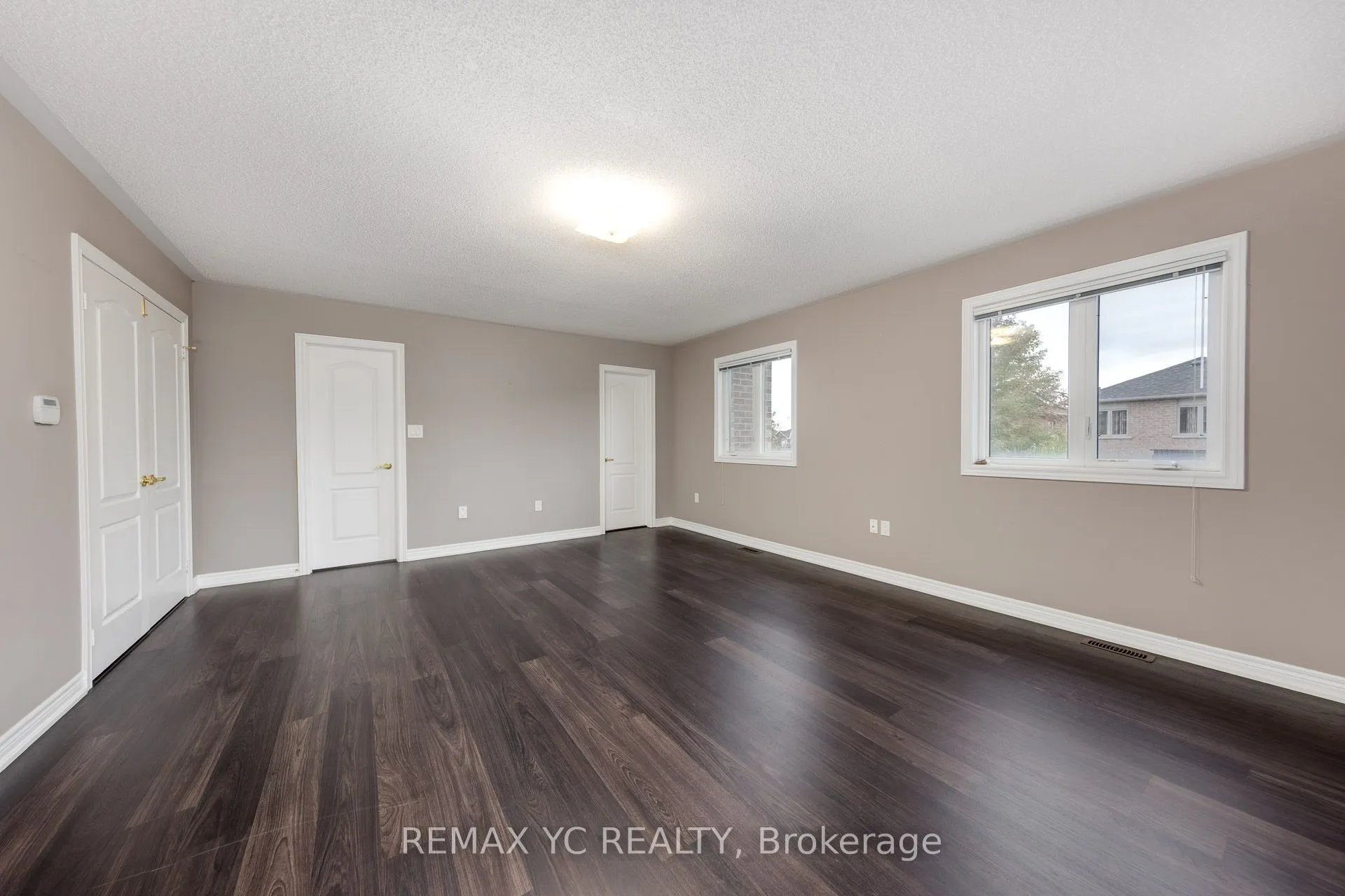 7 Riverhill Drive