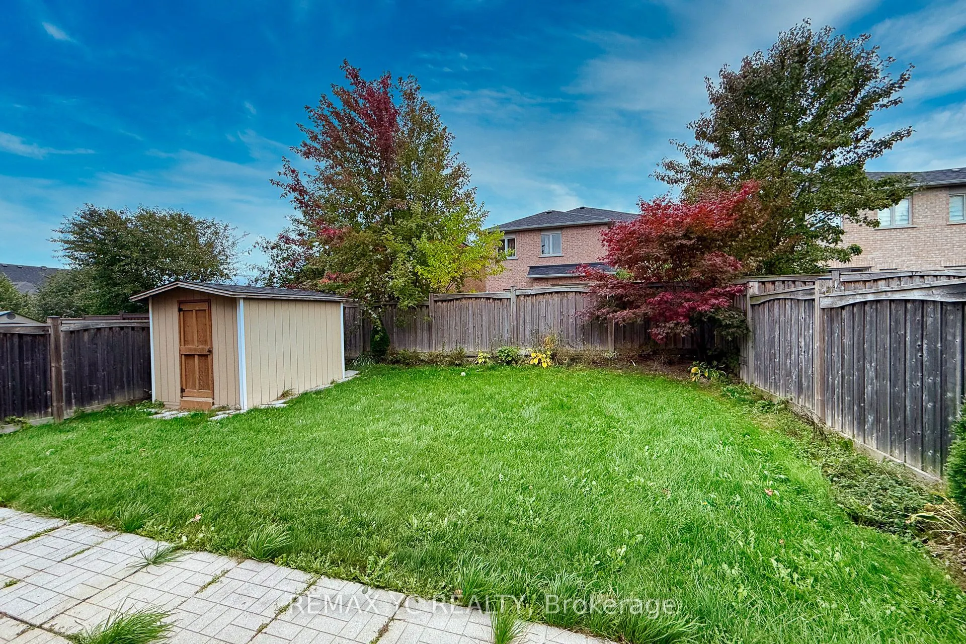 7 Riverhill Drive