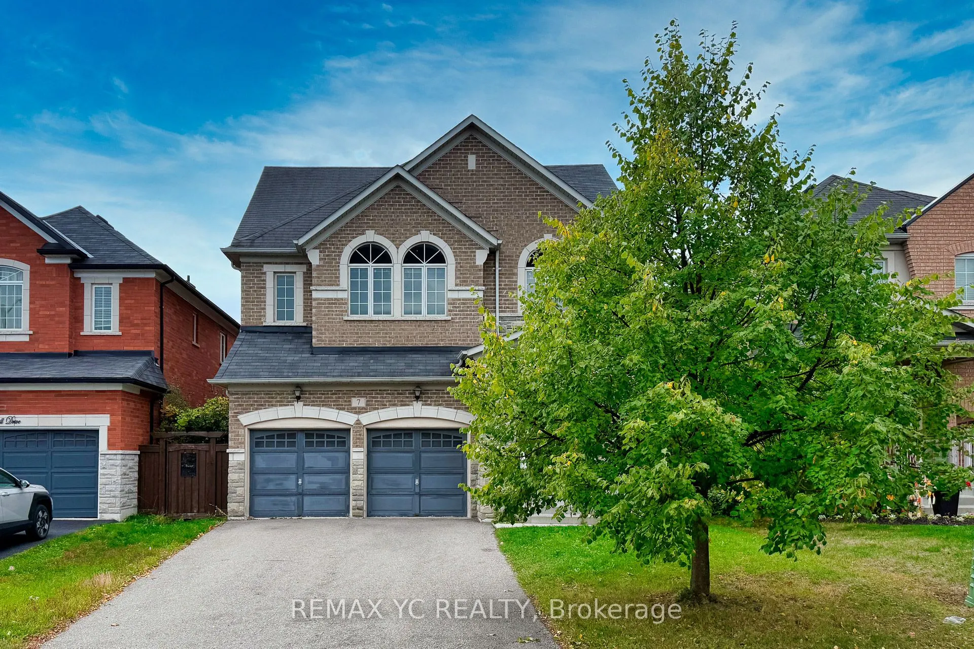 7 Riverhill Drive