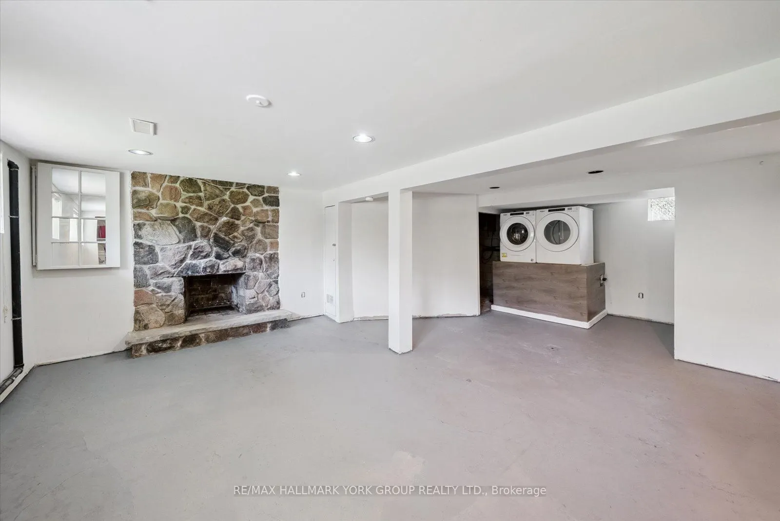 67 Concession 1 Road