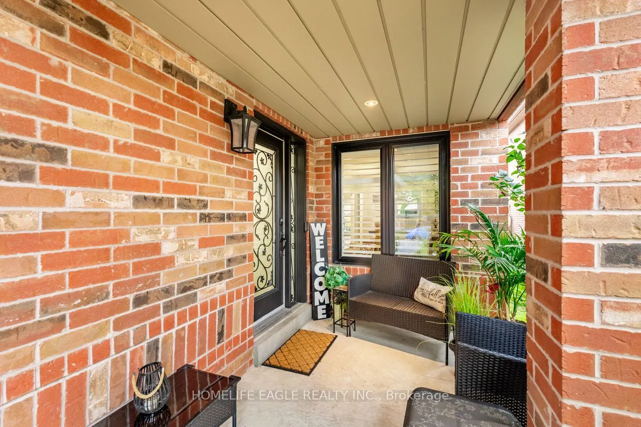 114 Surgeoner Crescent