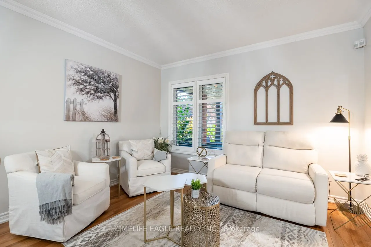 114 Surgeoner Crescent