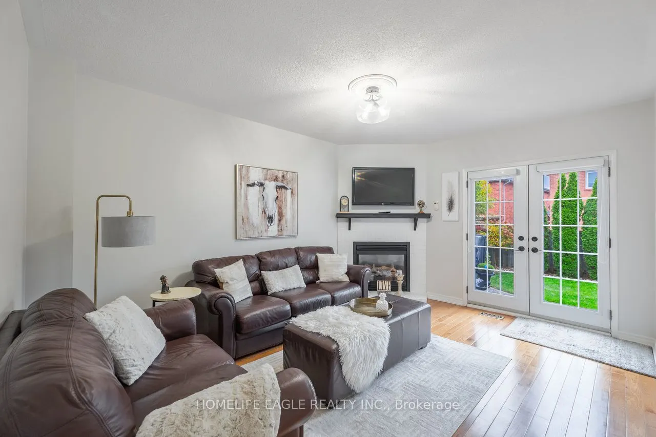 114 Surgeoner Crescent