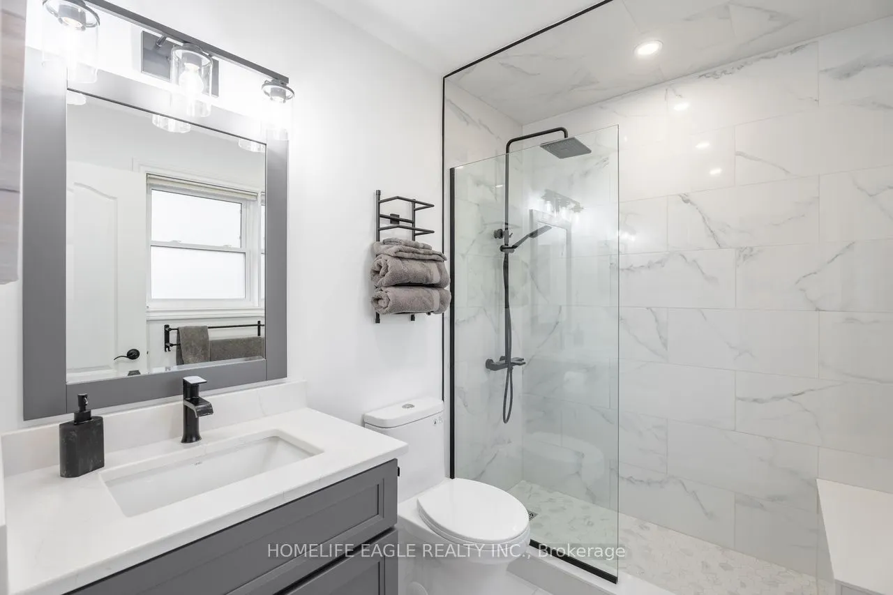 114 Surgeoner Crescent