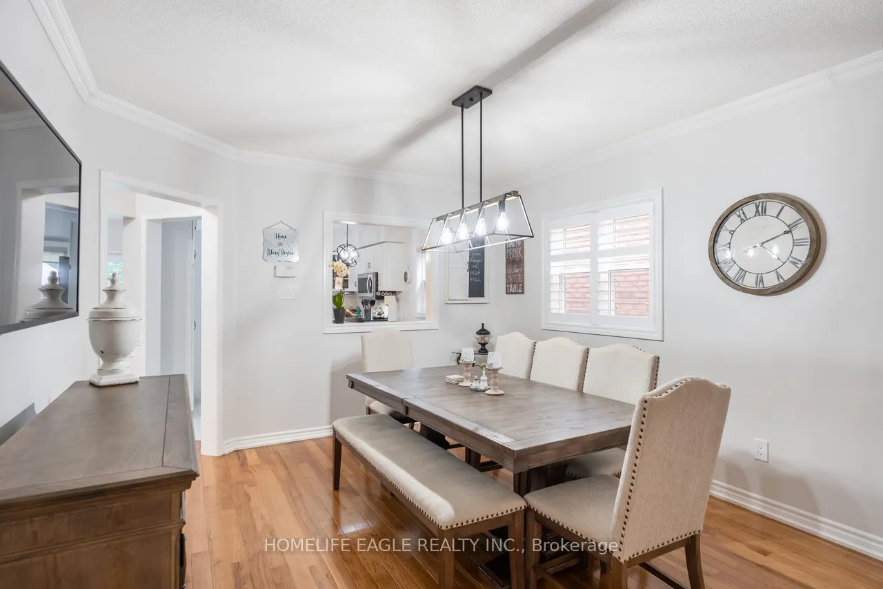 114 Surgeoner Crescent