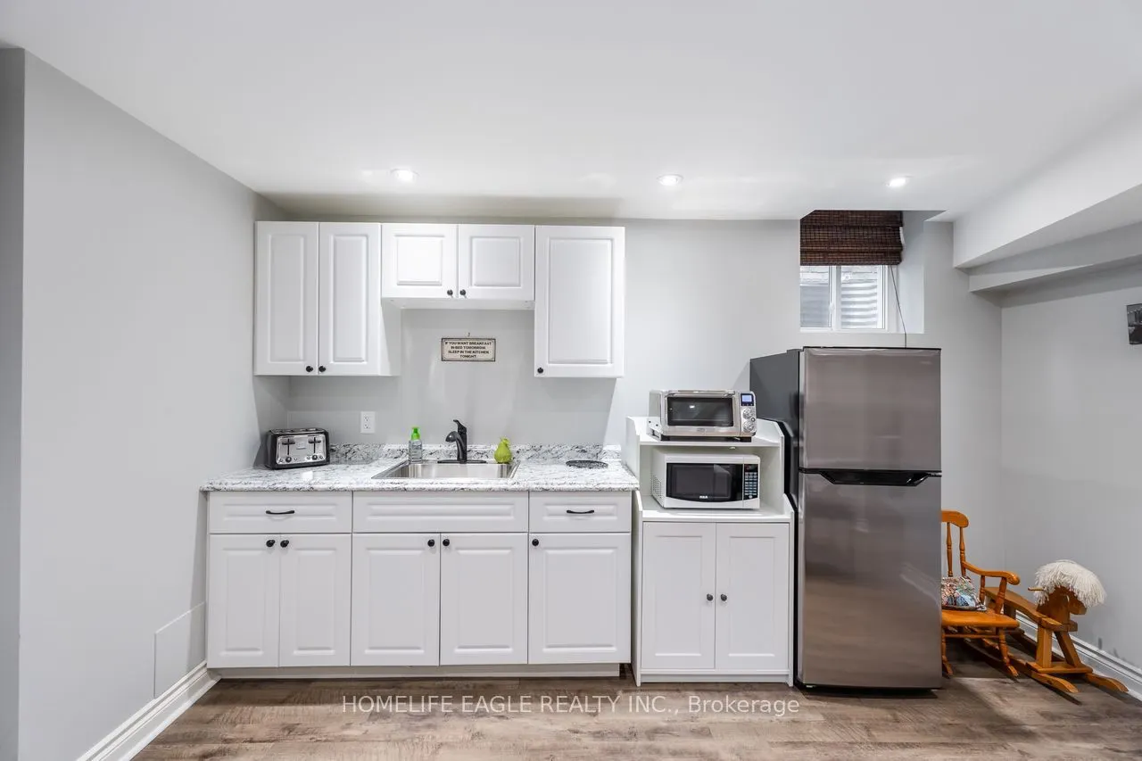 114 Surgeoner Crescent