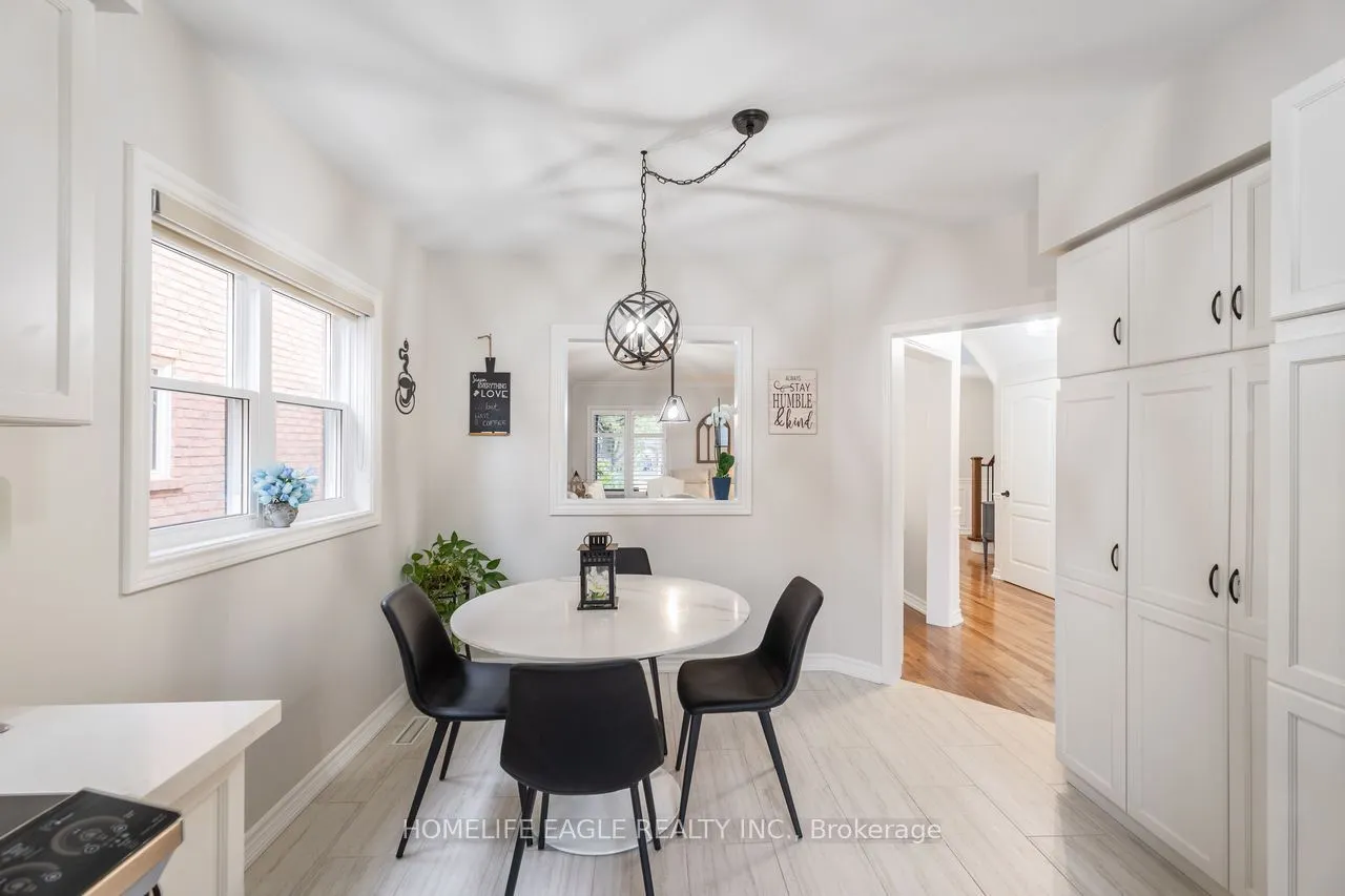 114 Surgeoner Crescent