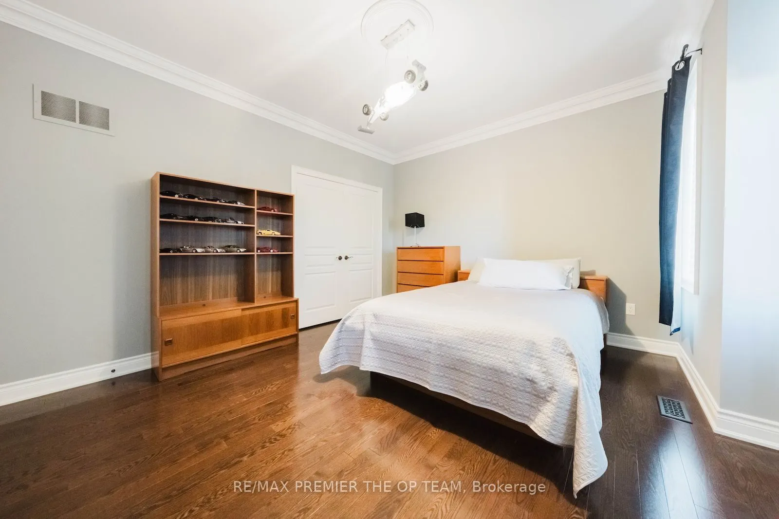 226 Via Borghese Street