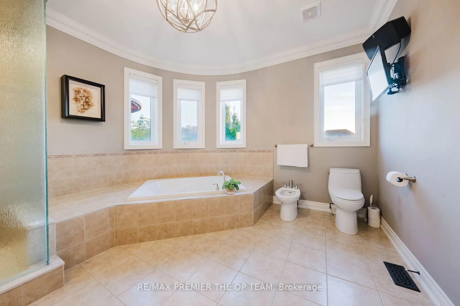 226 Via Borghese Street