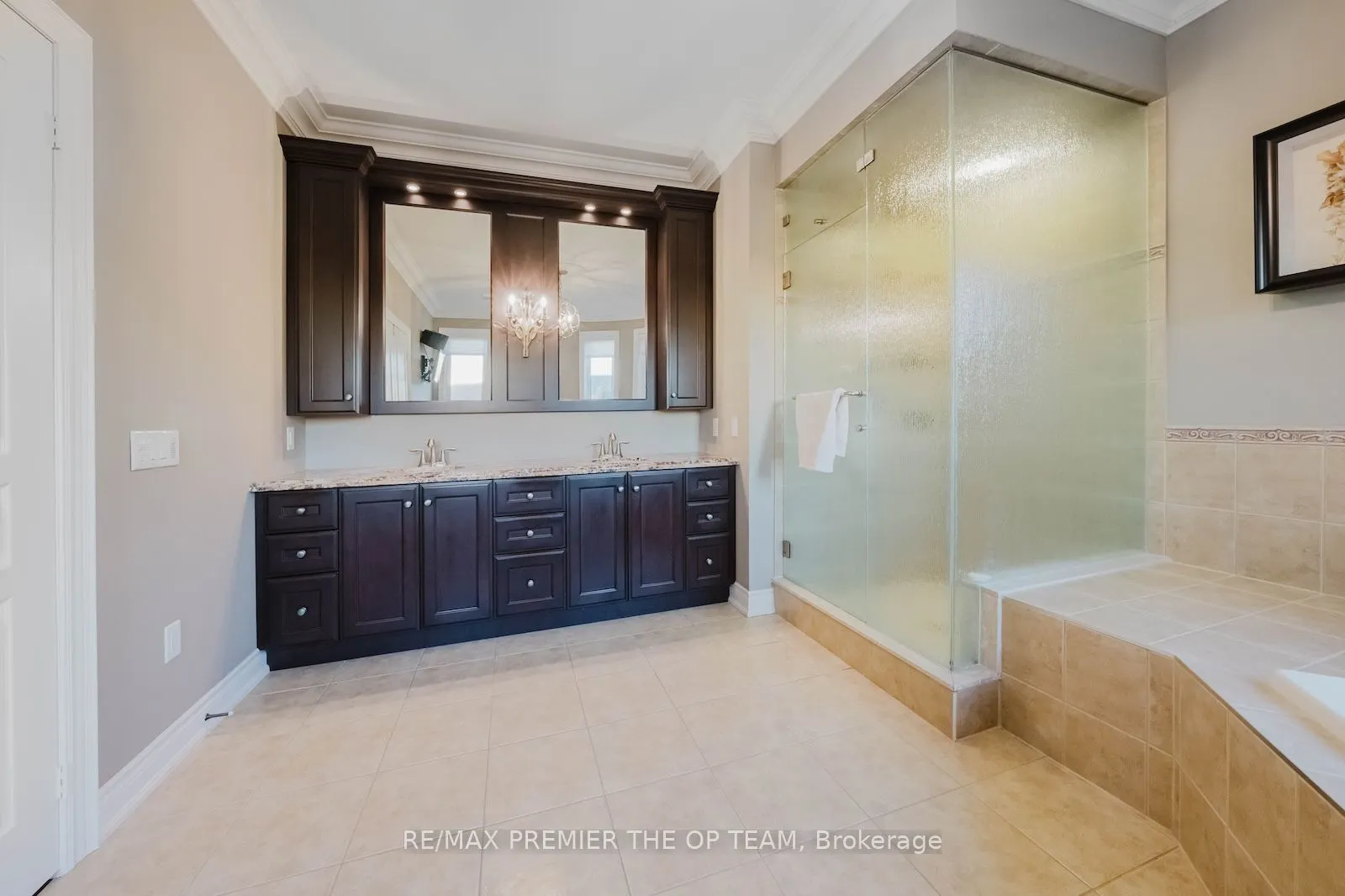 226 Via Borghese Street