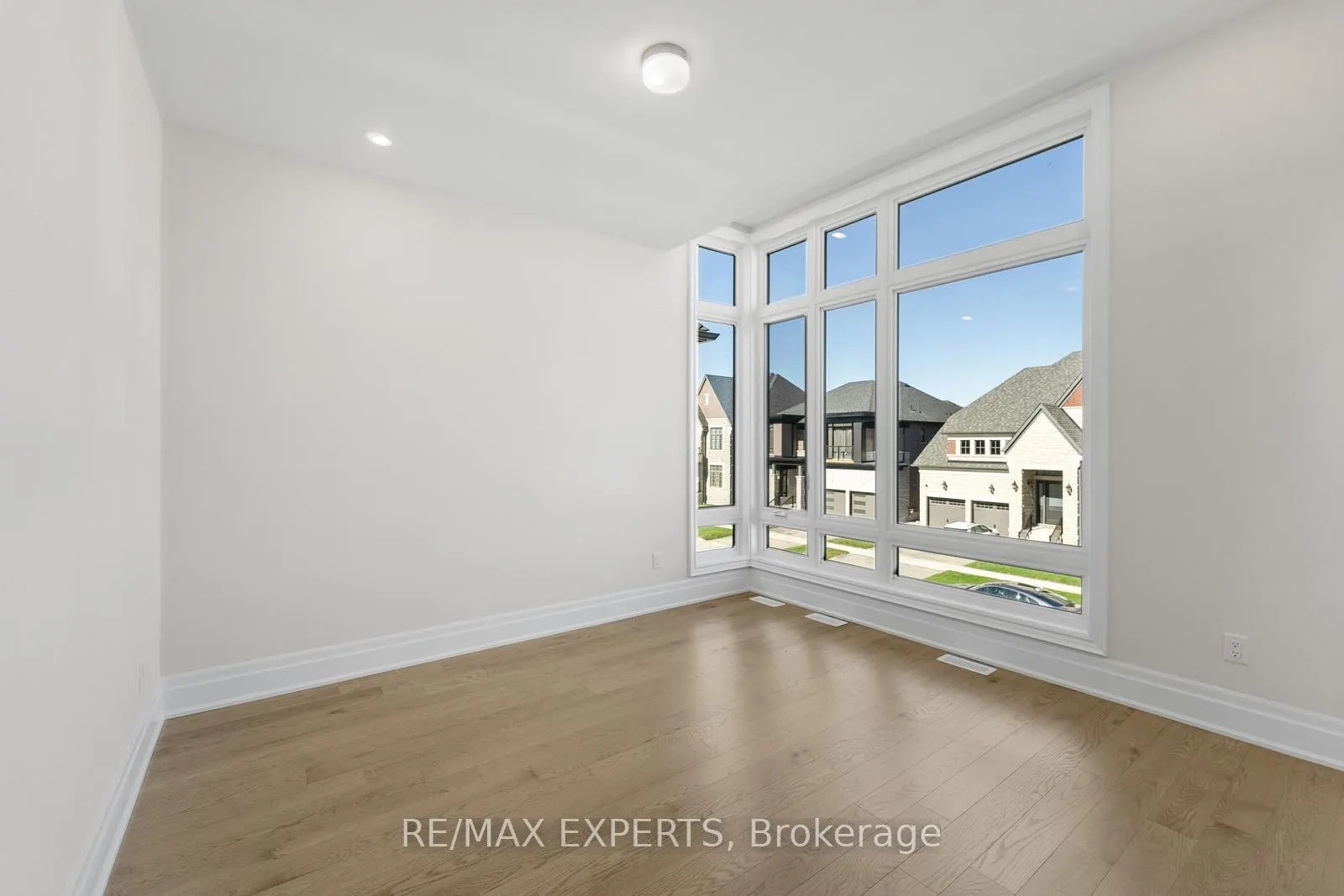 17 Saxby Farm Avenue