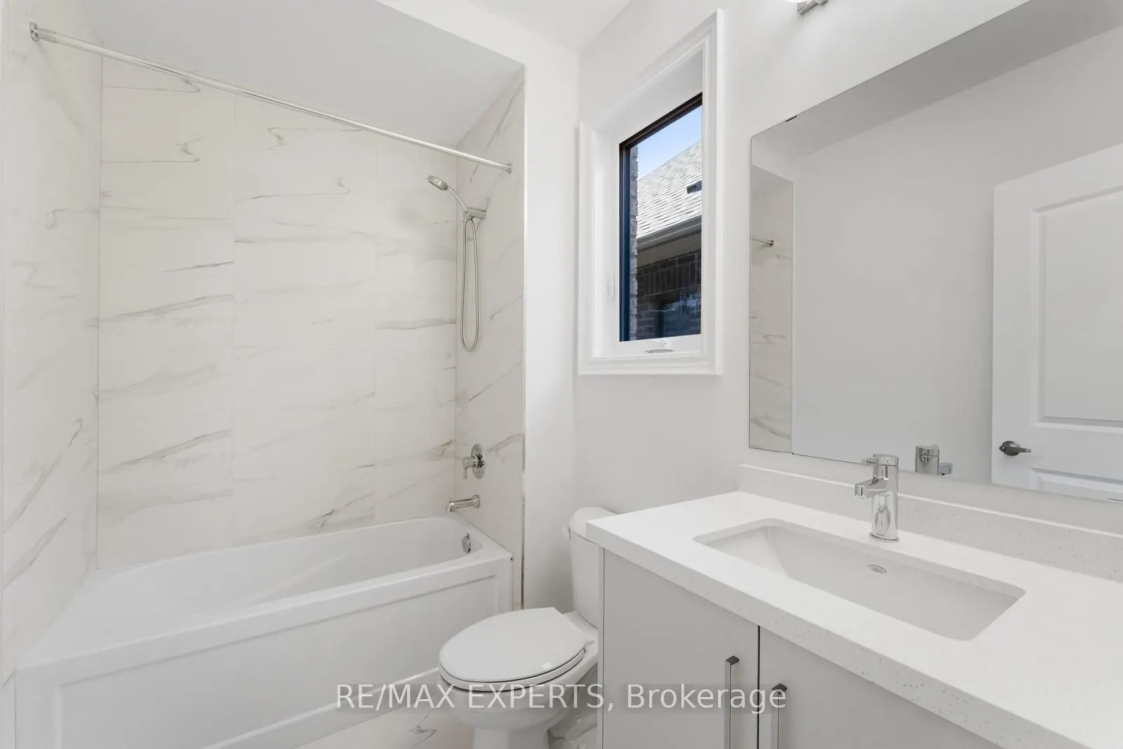 17 Saxby Farm Avenue