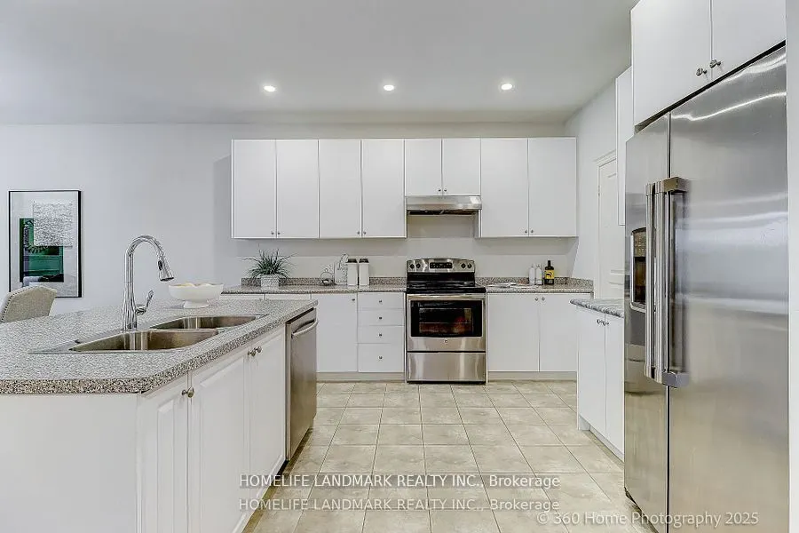 16 Beechborough Crescent