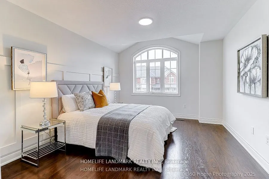 16 Beechborough Crescent