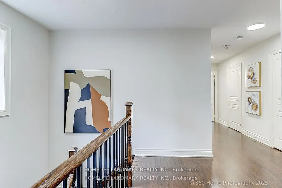 16 Beechborough Crescent