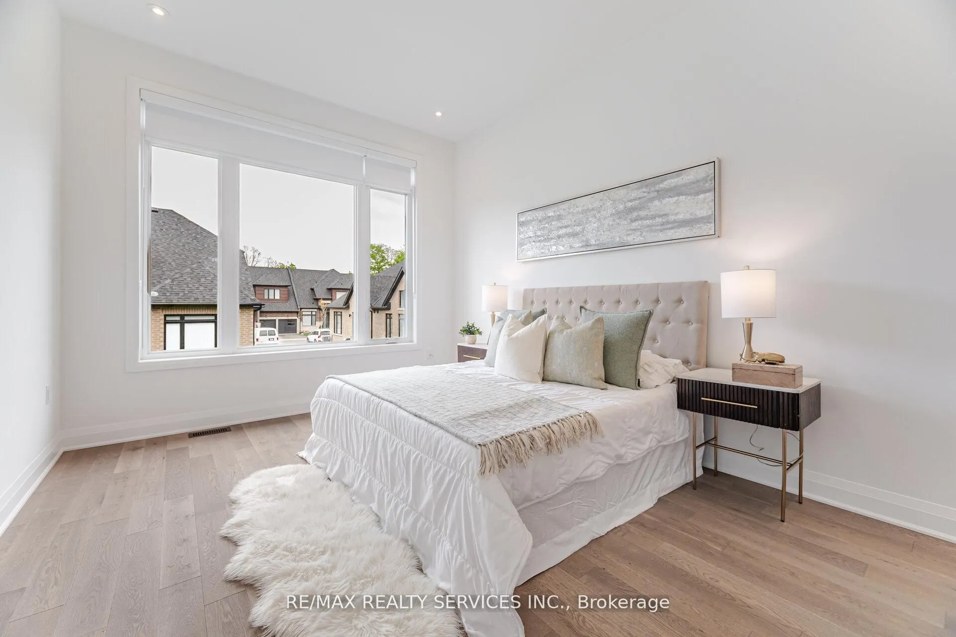 8 Lois Torrance Trail