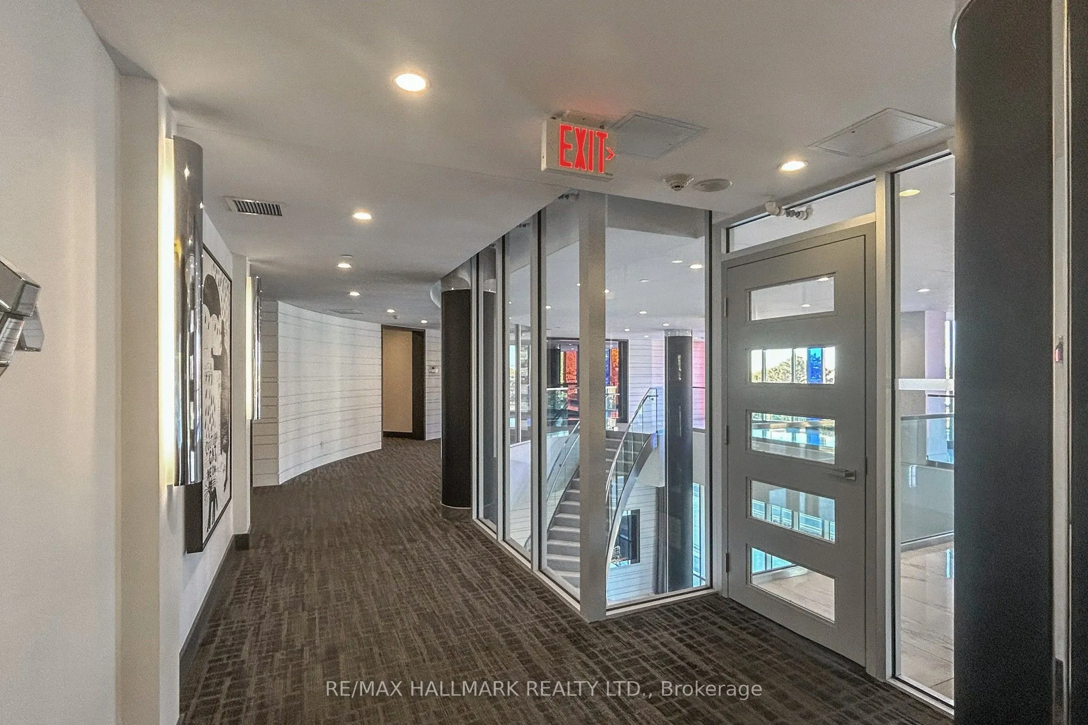 9471 Yonge Street, #327